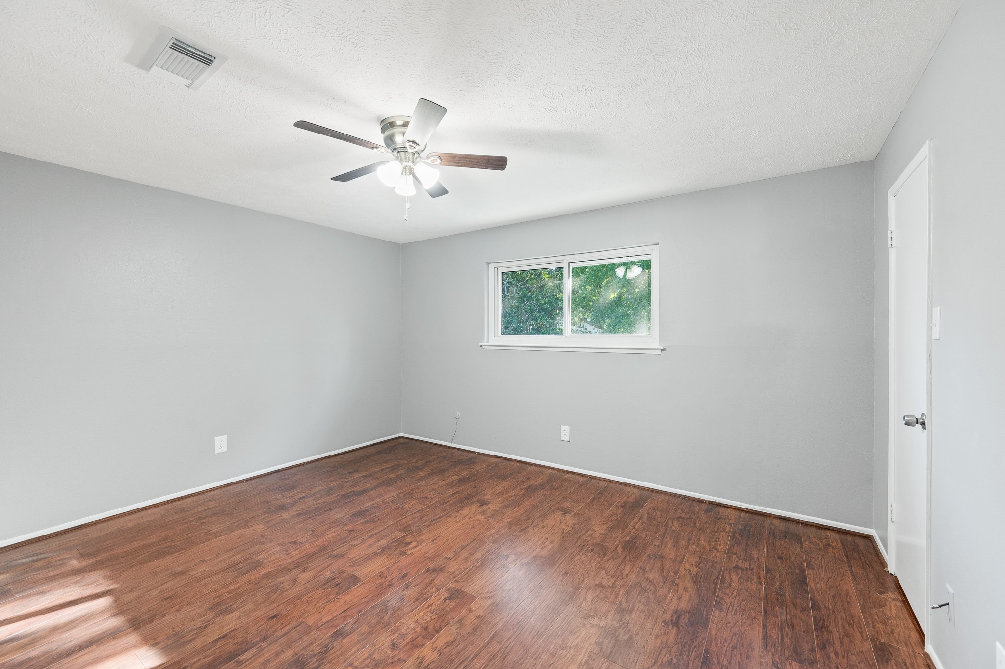 1363 Westgreen Boulevard Property Photo 18