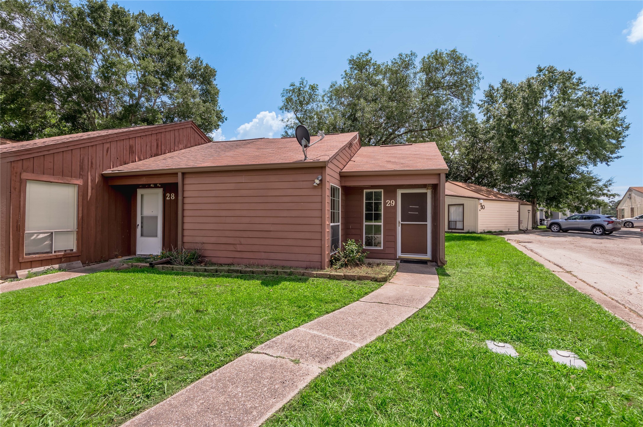 29 Driving Range Lane Property Photo 1
