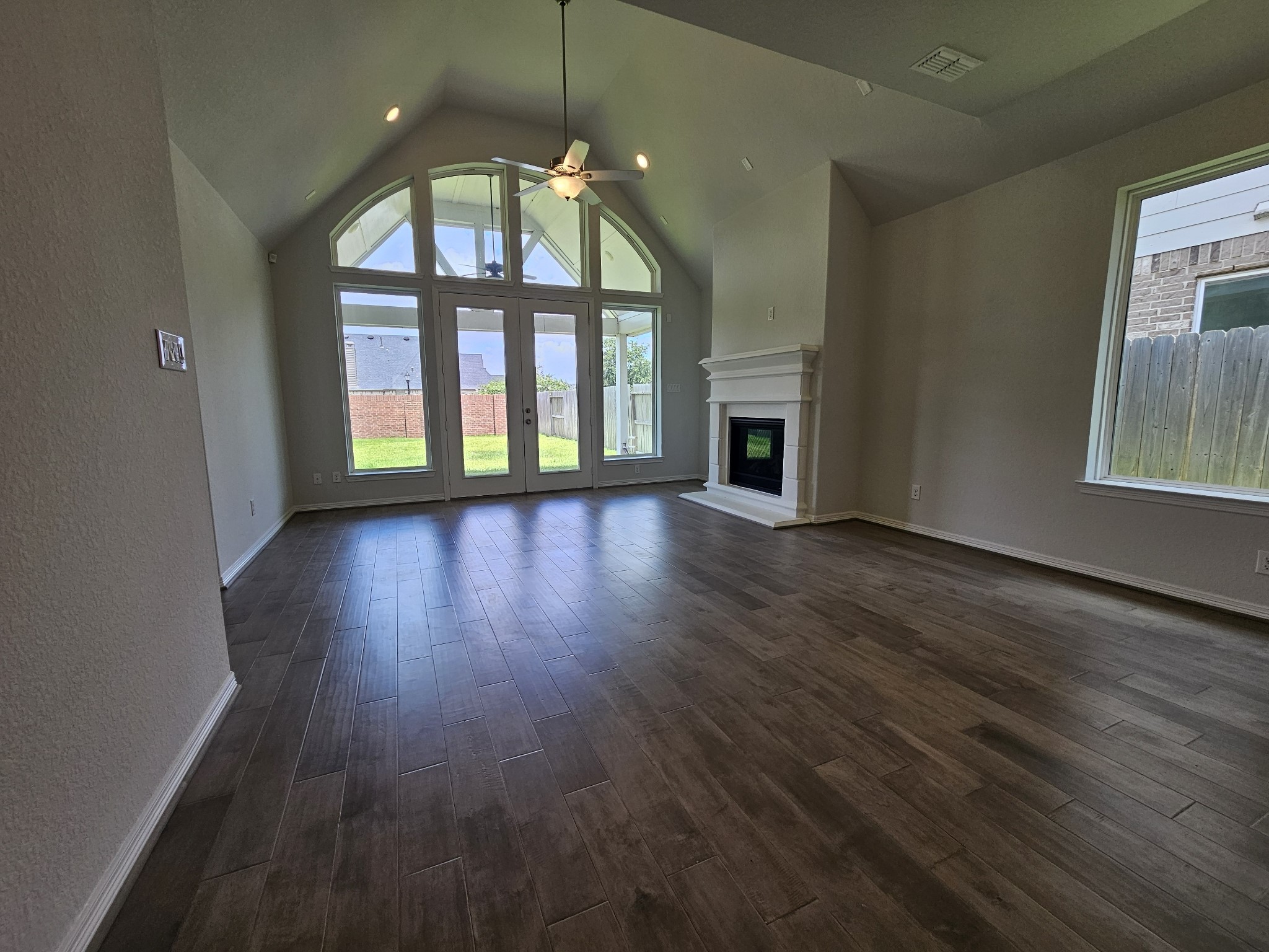 2414 Manor Valley Lane Property Photo 22