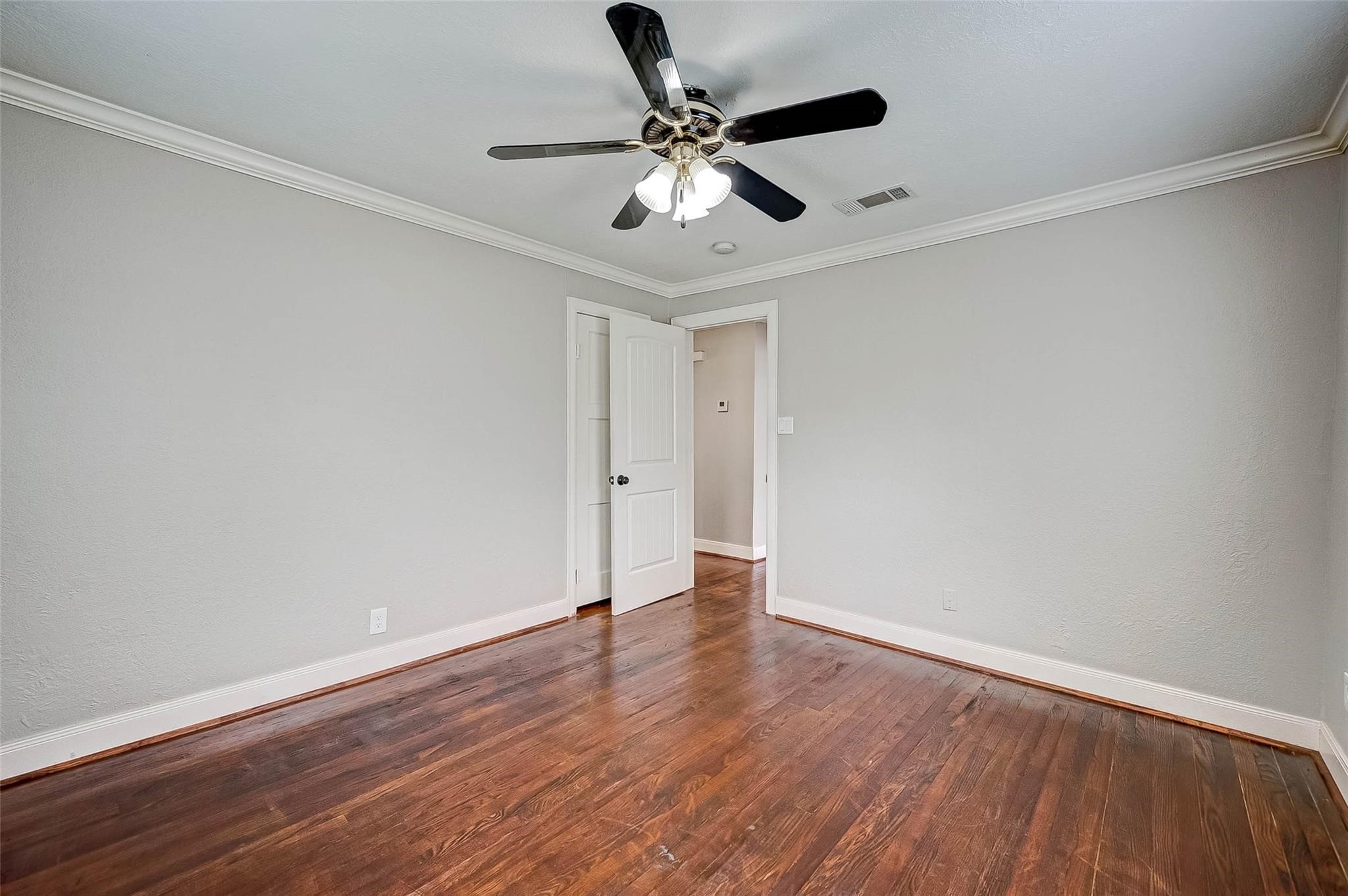 1510 Walton Street Property Photo 14
