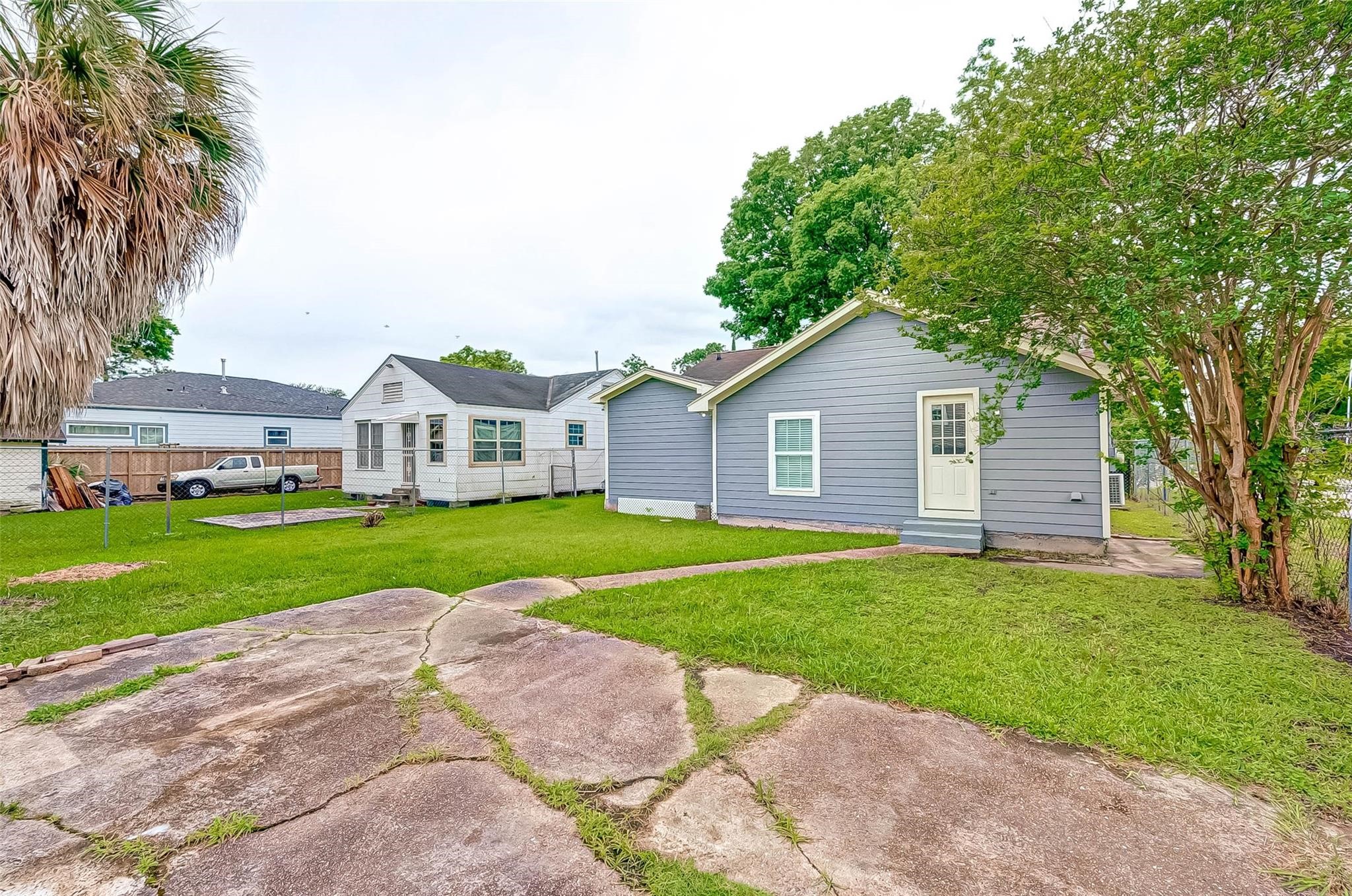 1510 Walton Street Property Photo 23