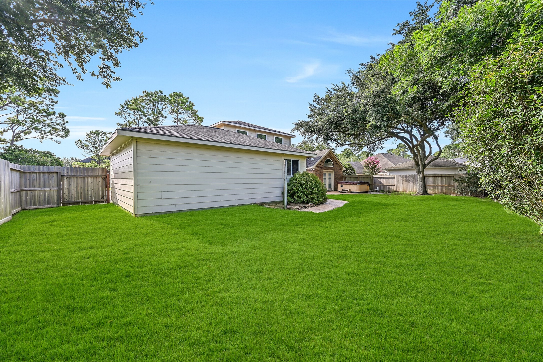 513 Meadow Bend Drive Property Photo 33