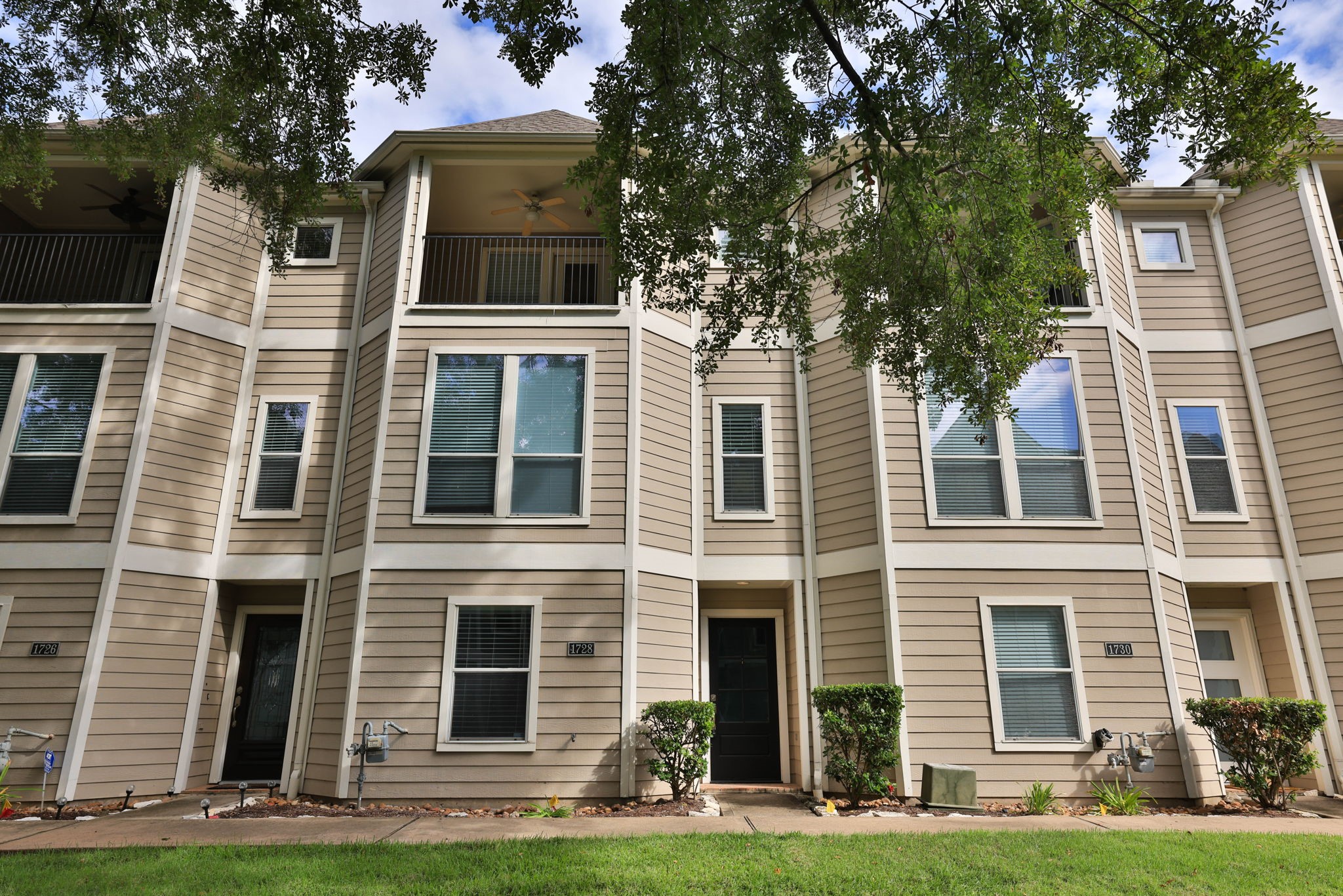1728 Bevis Street Property Photo 1