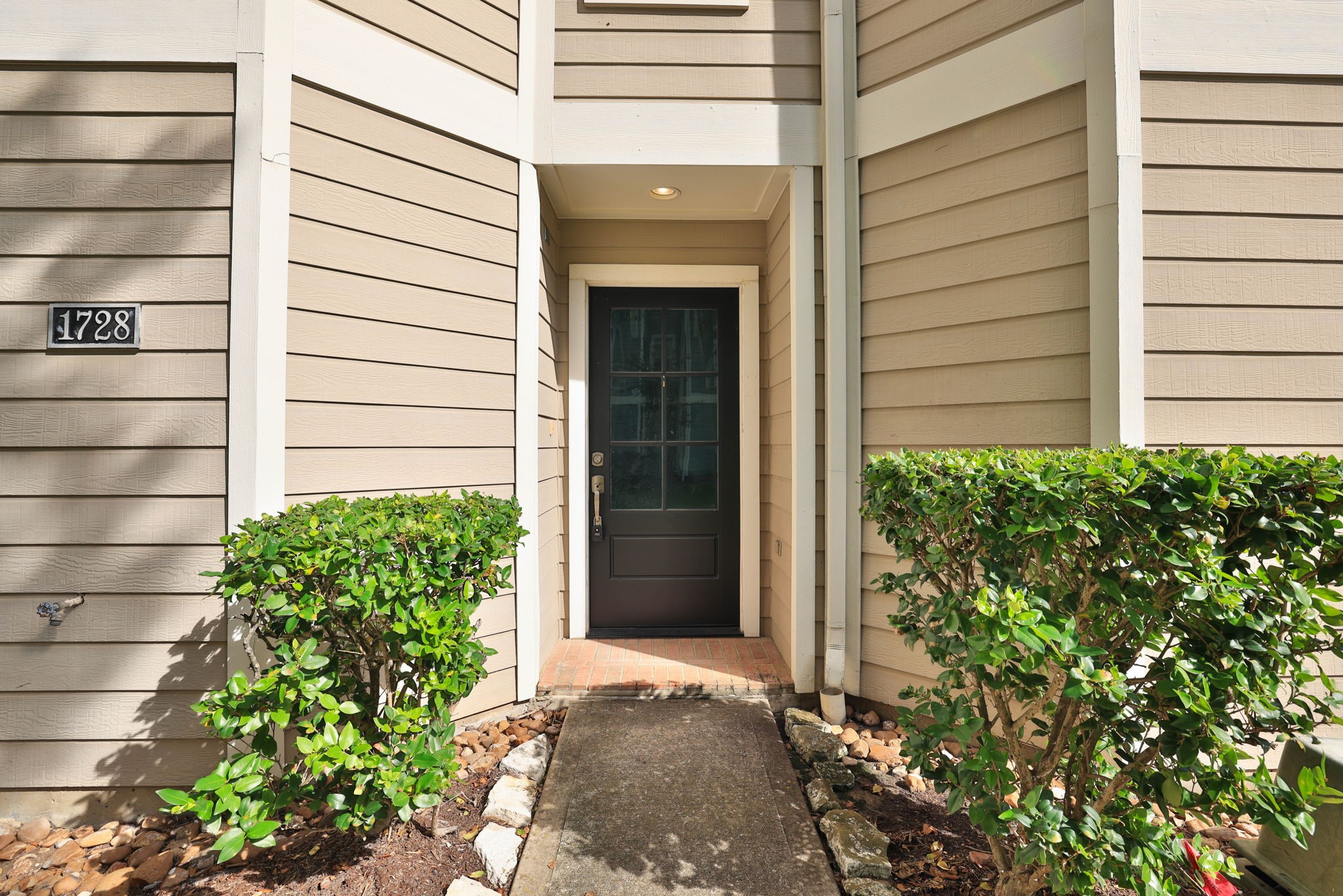 1728 Bevis Street Property Photo 2