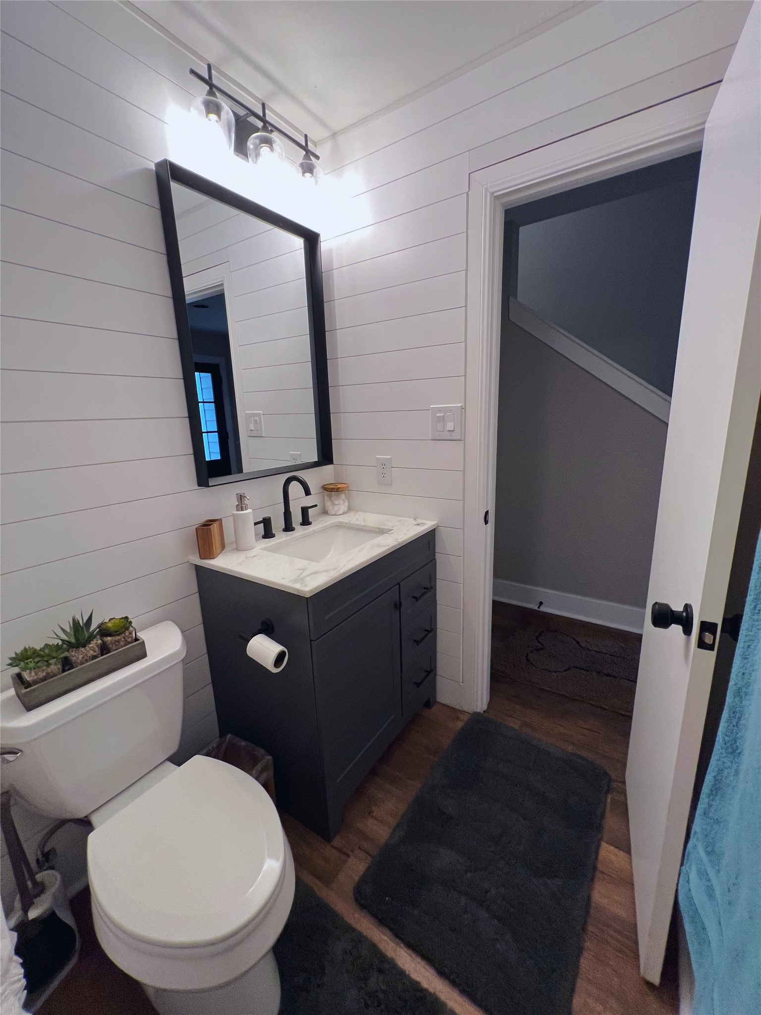1728 Bevis Street Property Photo 4