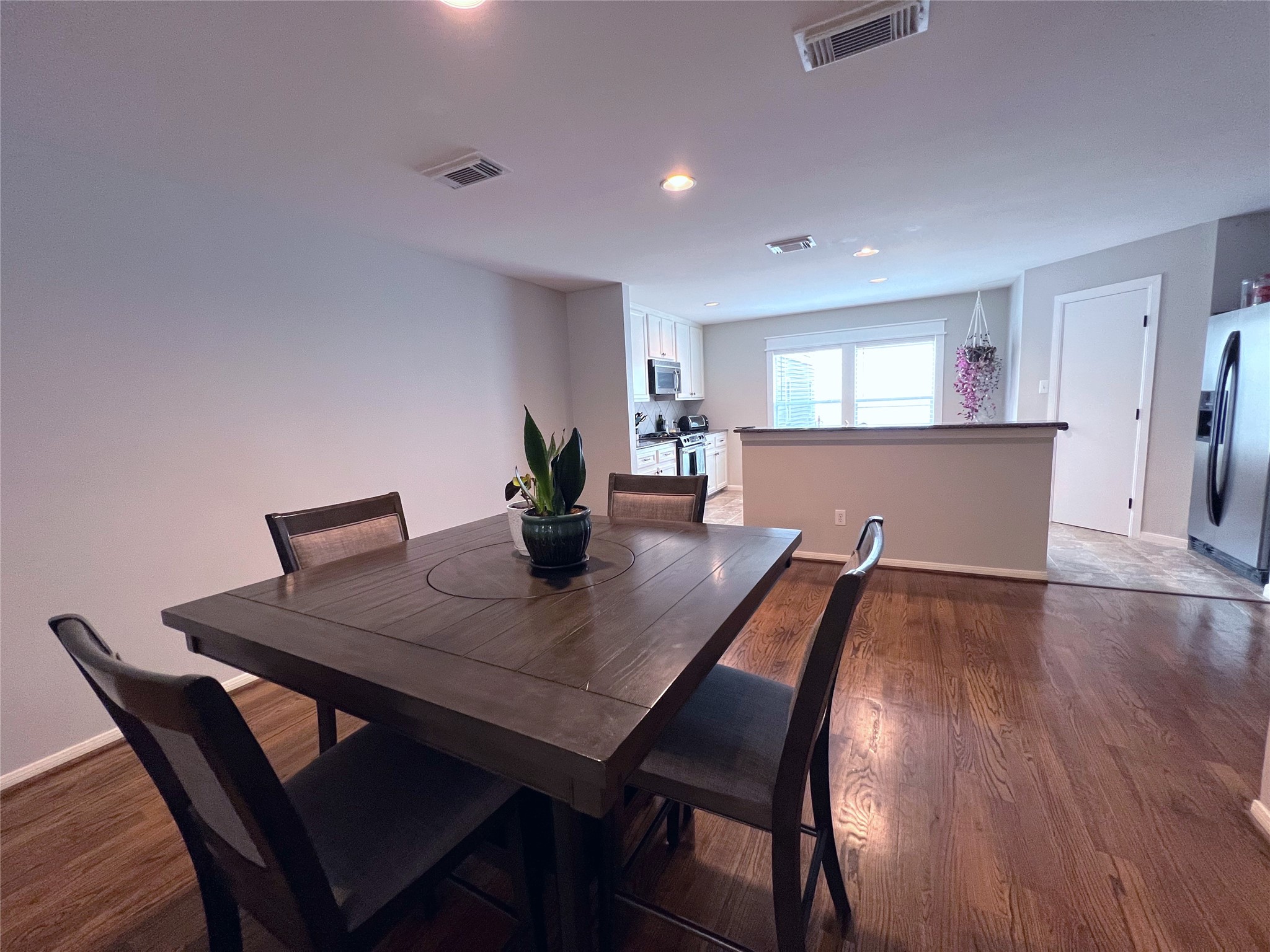 1728 Bevis Street Property Photo 9