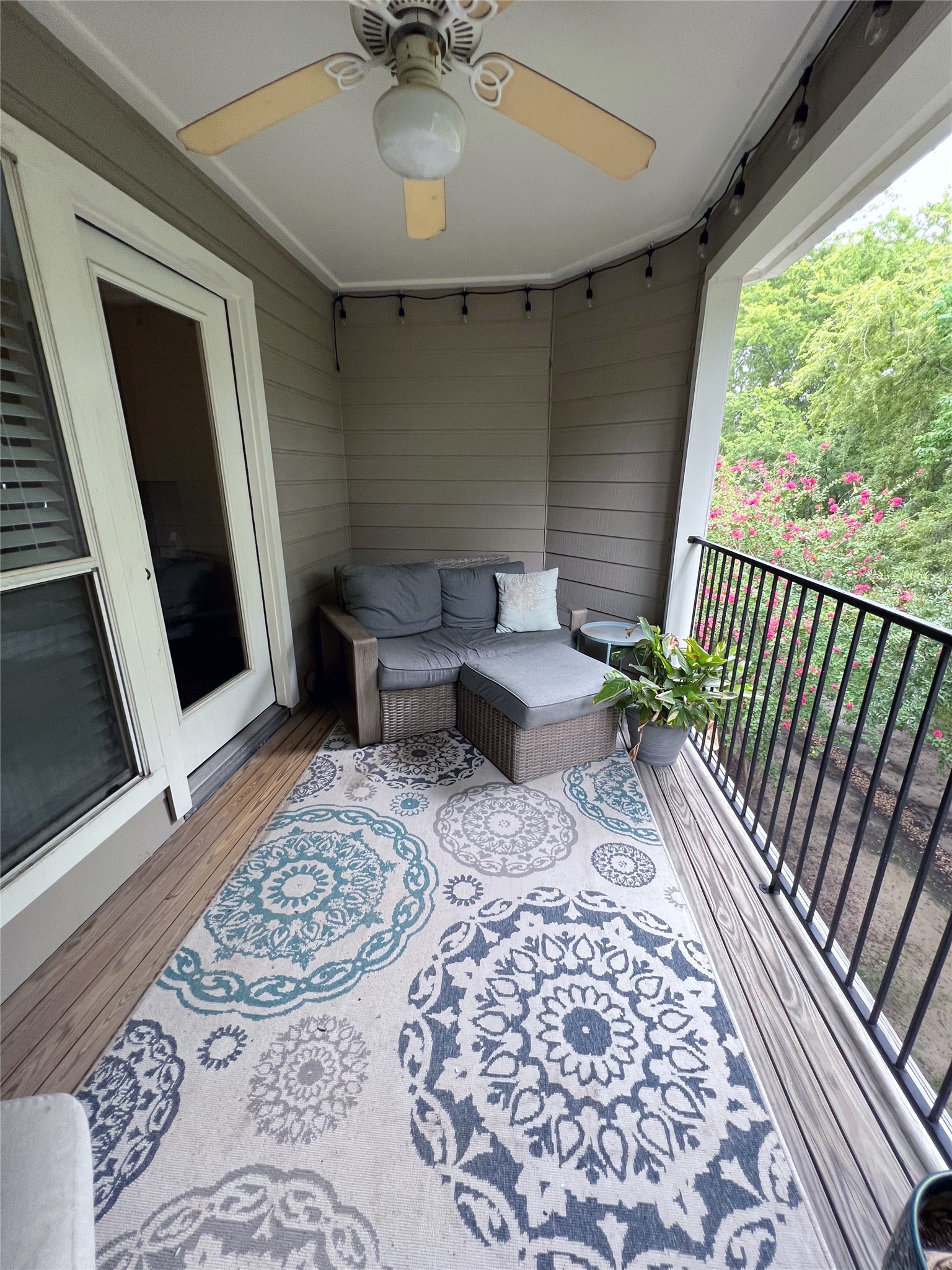 1728 Bevis Street Property Photo 17