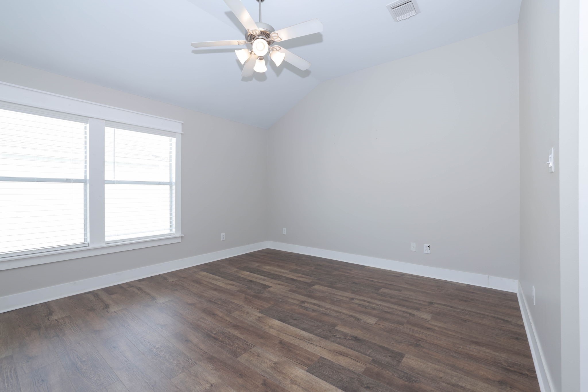 1728 Bevis Street Property Photo 21