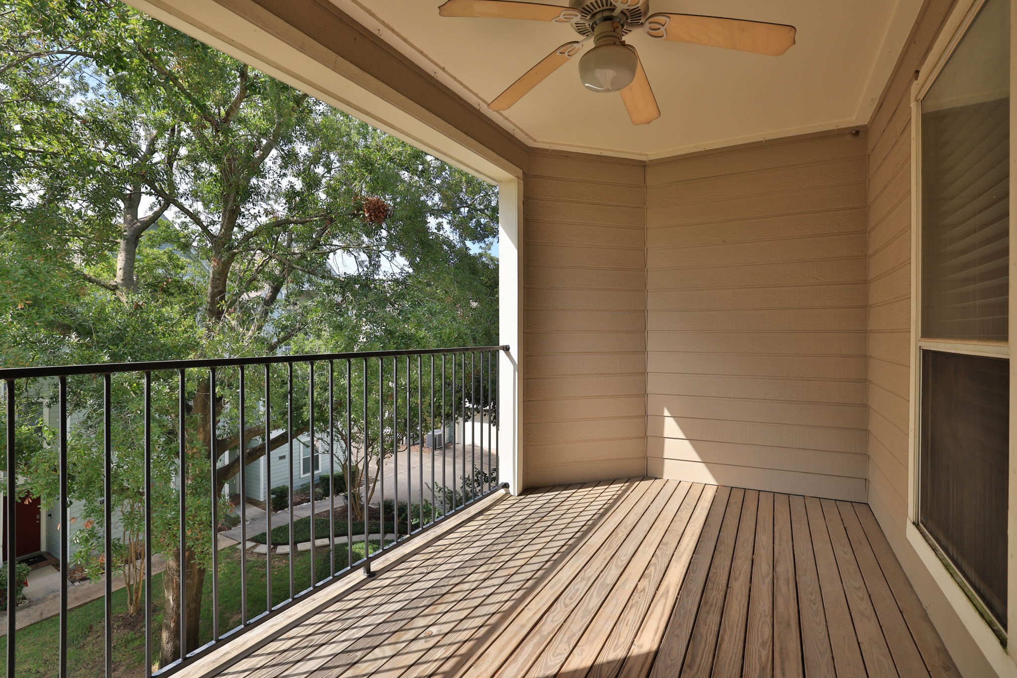 1728 Bevis Street Property Photo 24