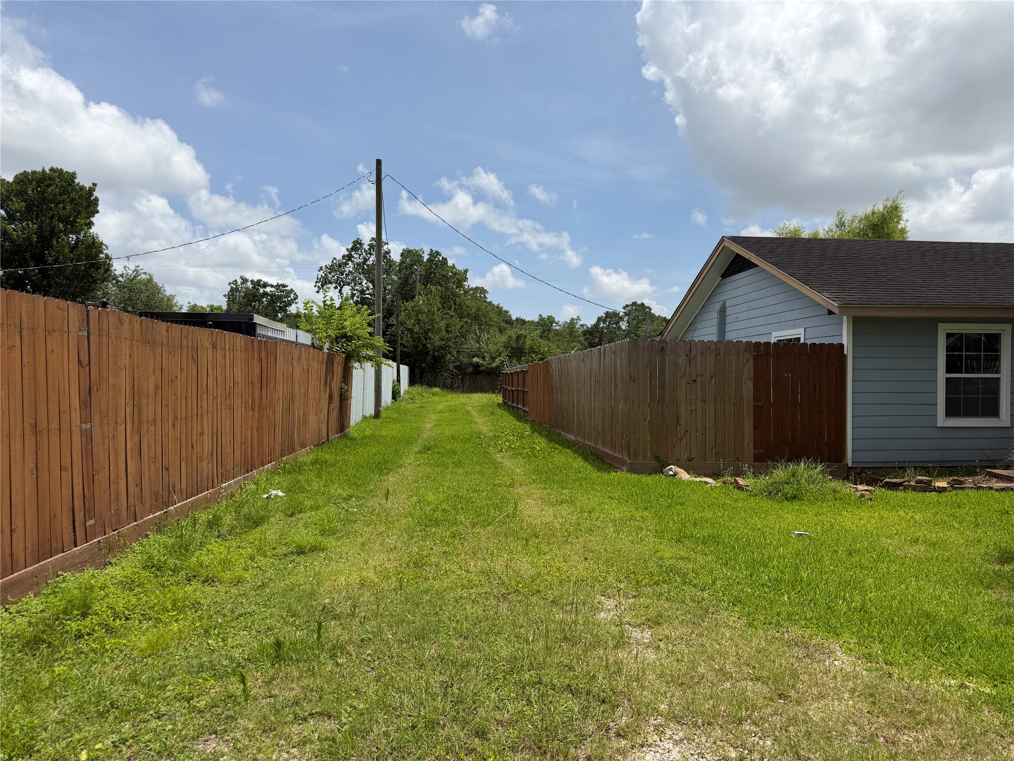 6009 Maple Street Property Photo 18