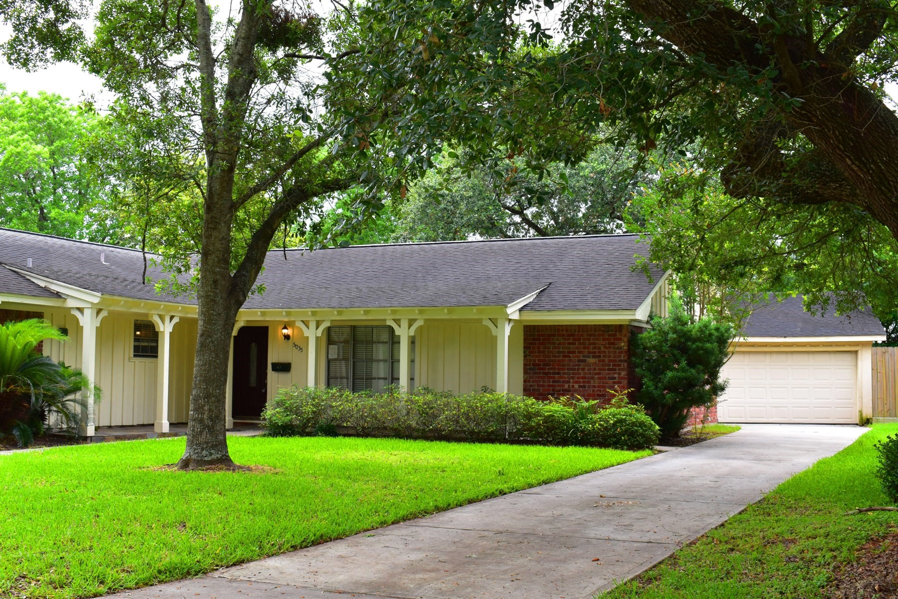 5035 Lymbar Drive Property Photo