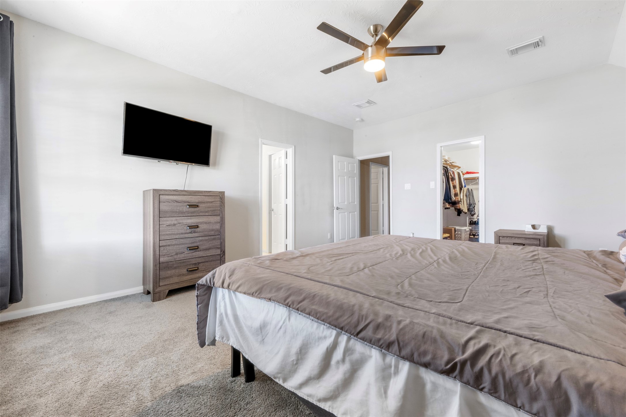 1413 Highway 146 S Property Photo 15