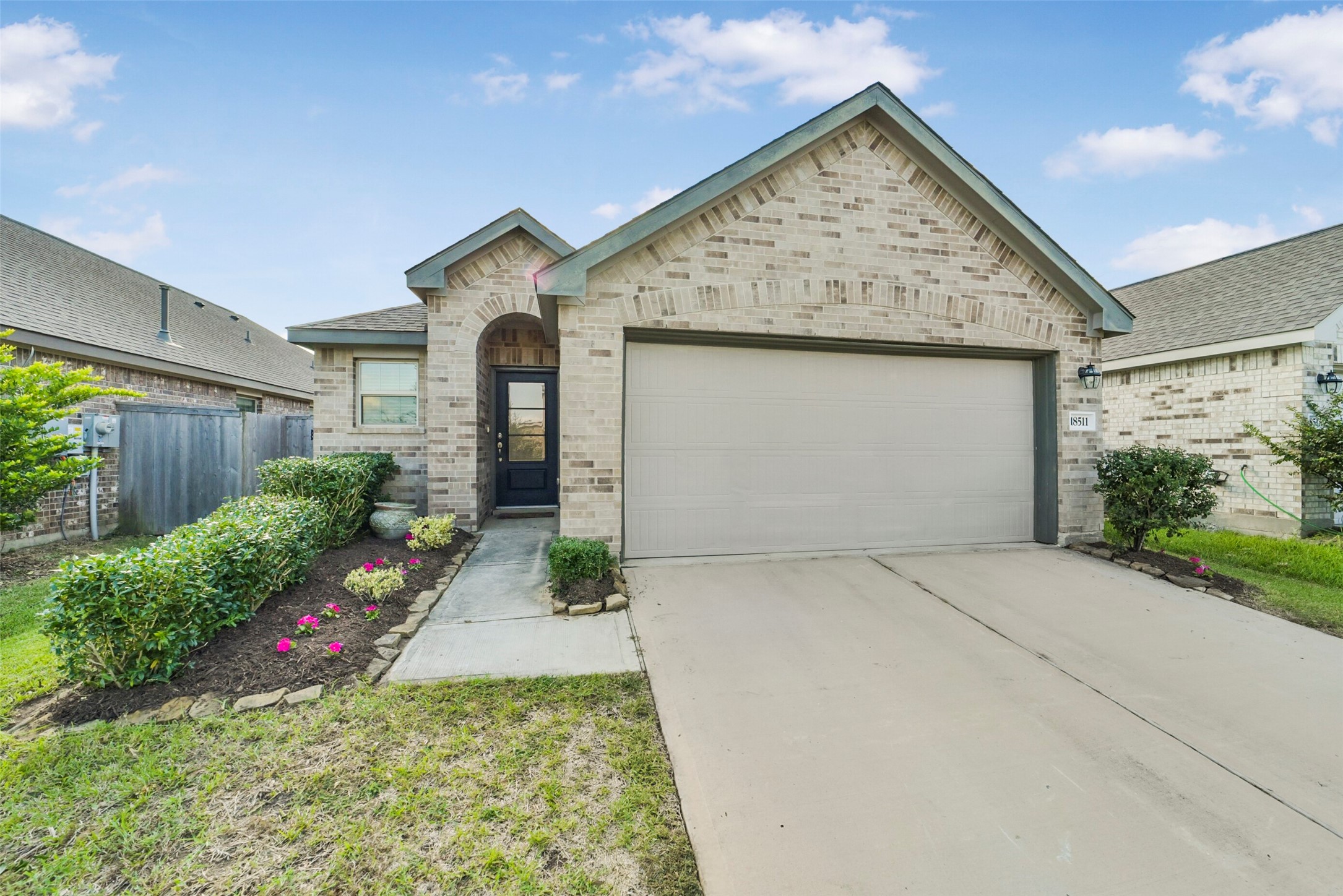 18511 Summit Ranch Drive Property Photo 1