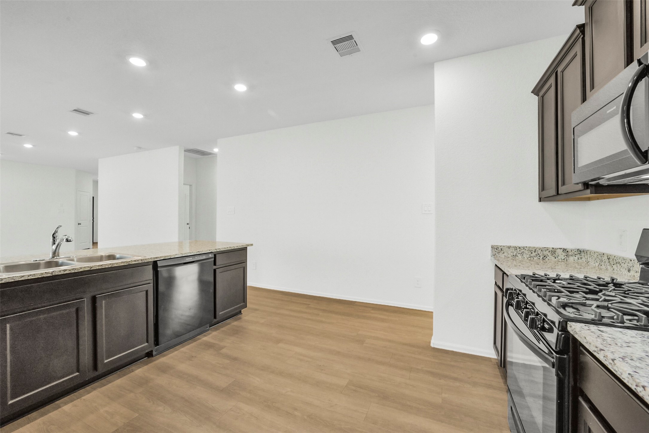 18511 Summit Ranch Drive Property Photo 12