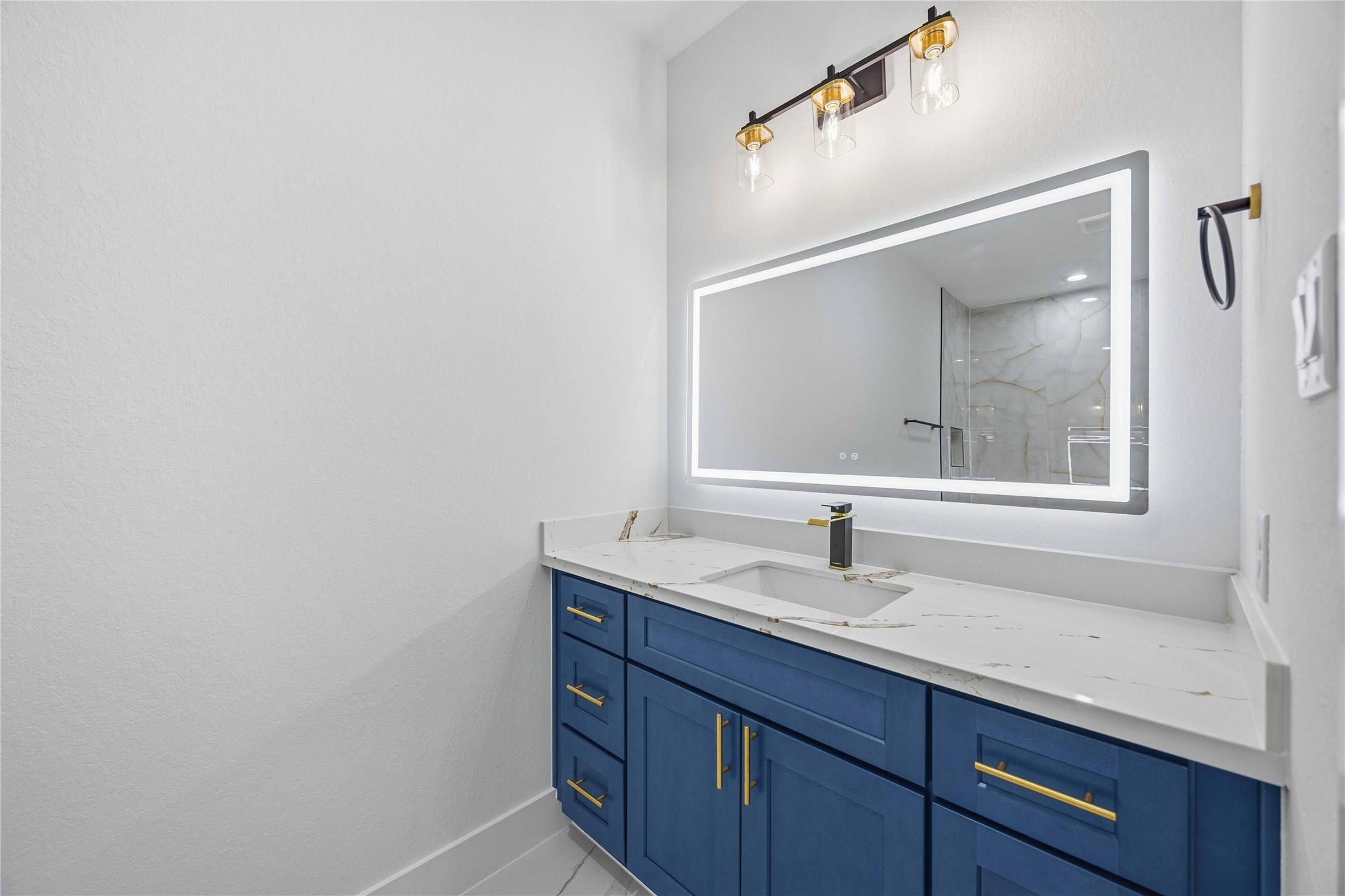 8531 Rinn Street B Property Photo 24