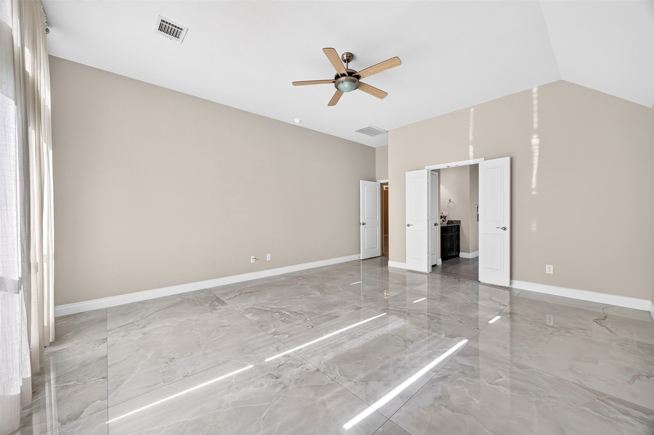 5126 Jibe Ho Lane Property Photo 20