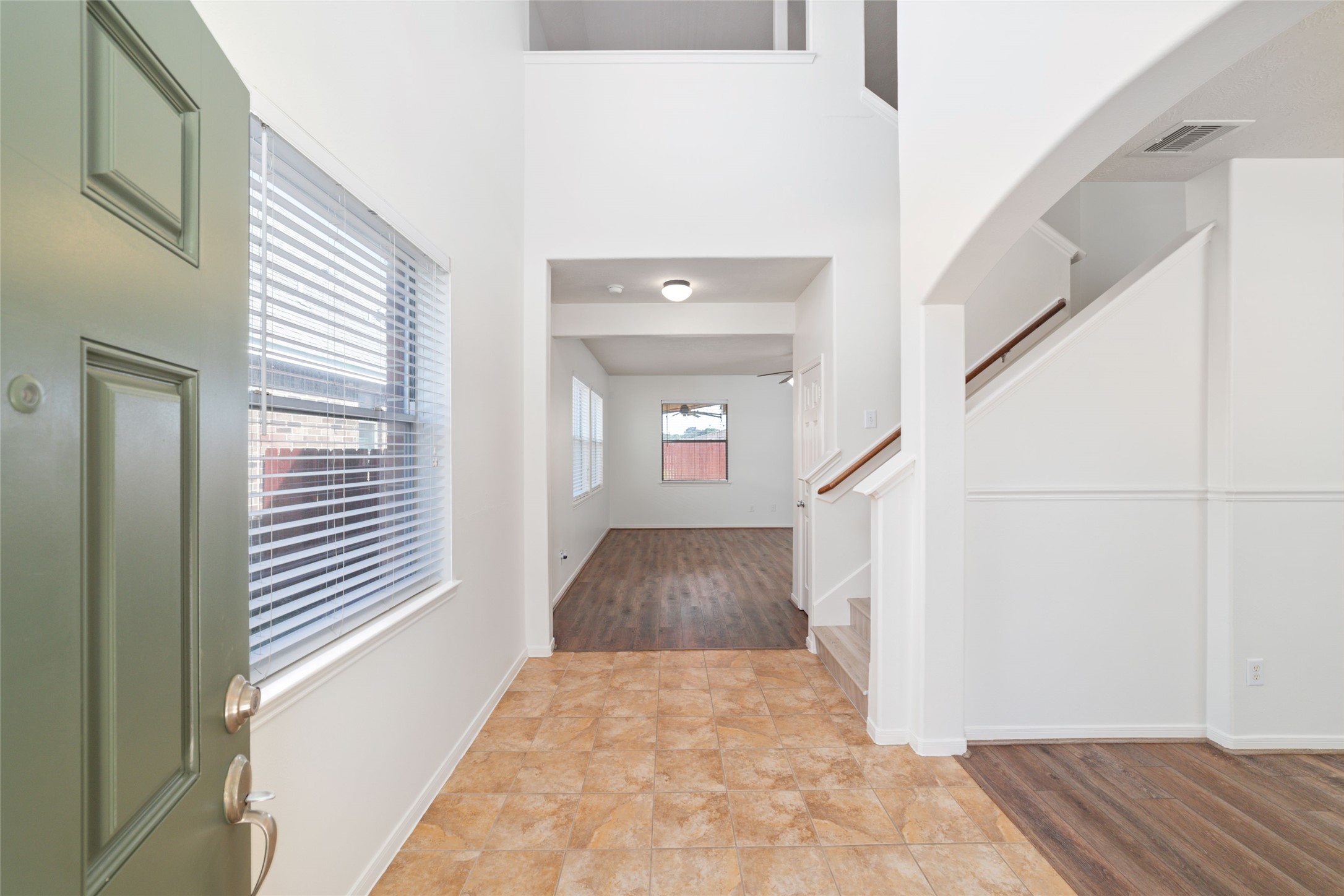 8914 Parlin Ridge Drive Property Photo 6
