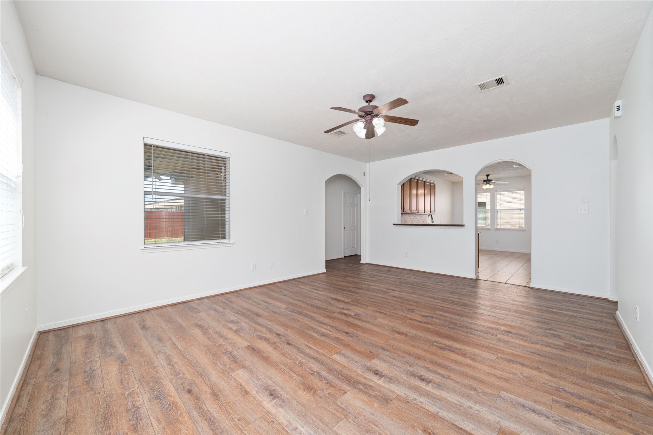 8914 Parlin Ridge Drive Property Photo 9