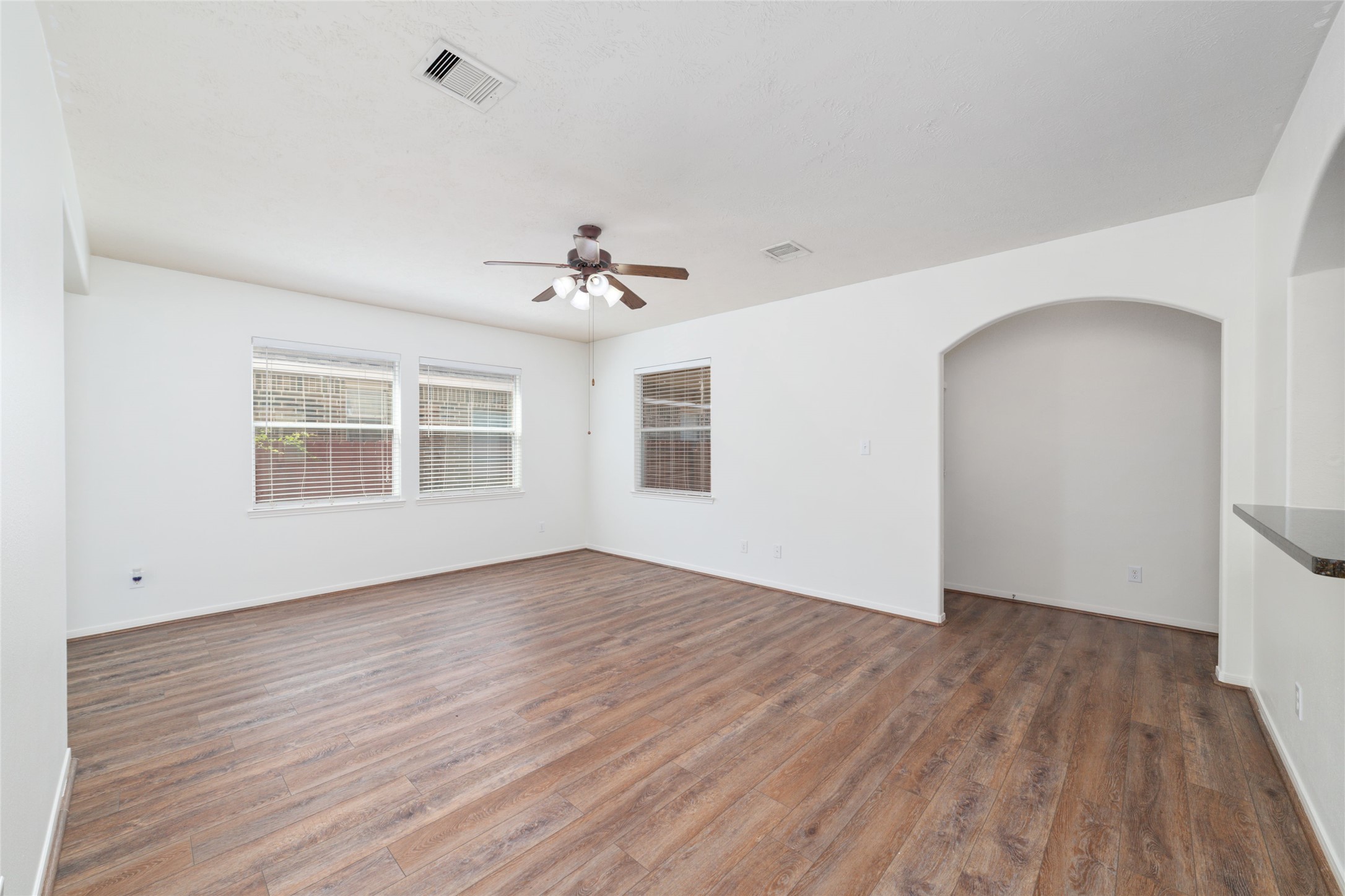 8914 Parlin Ridge Drive Property Photo 13