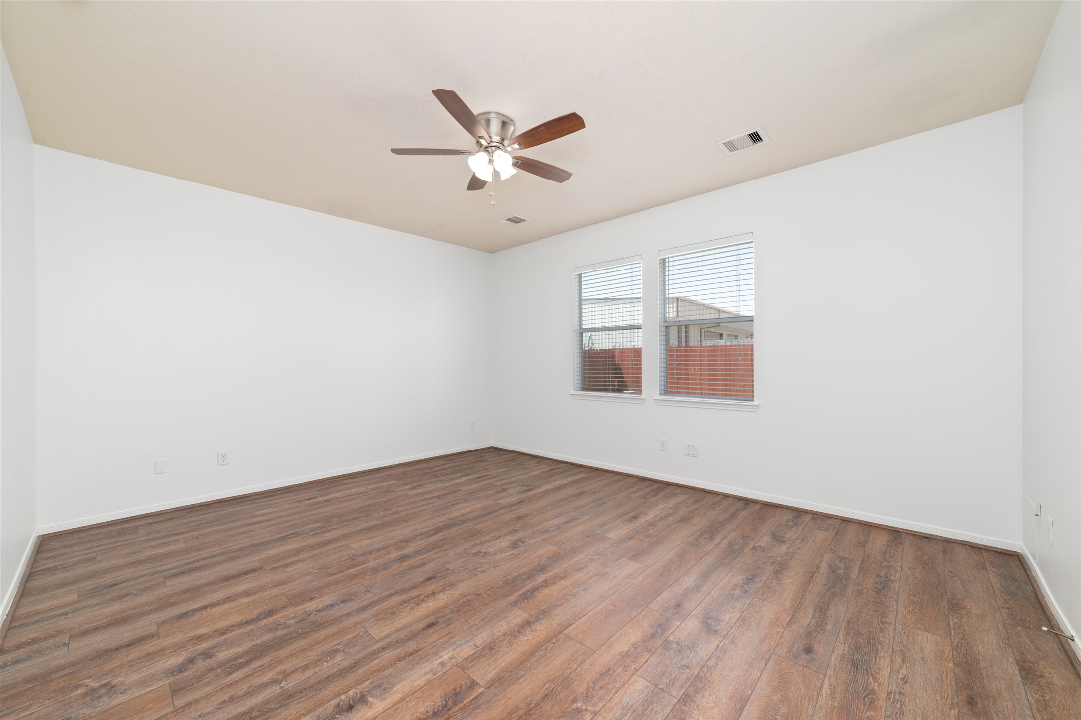 8914 Parlin Ridge Drive Property Photo 17