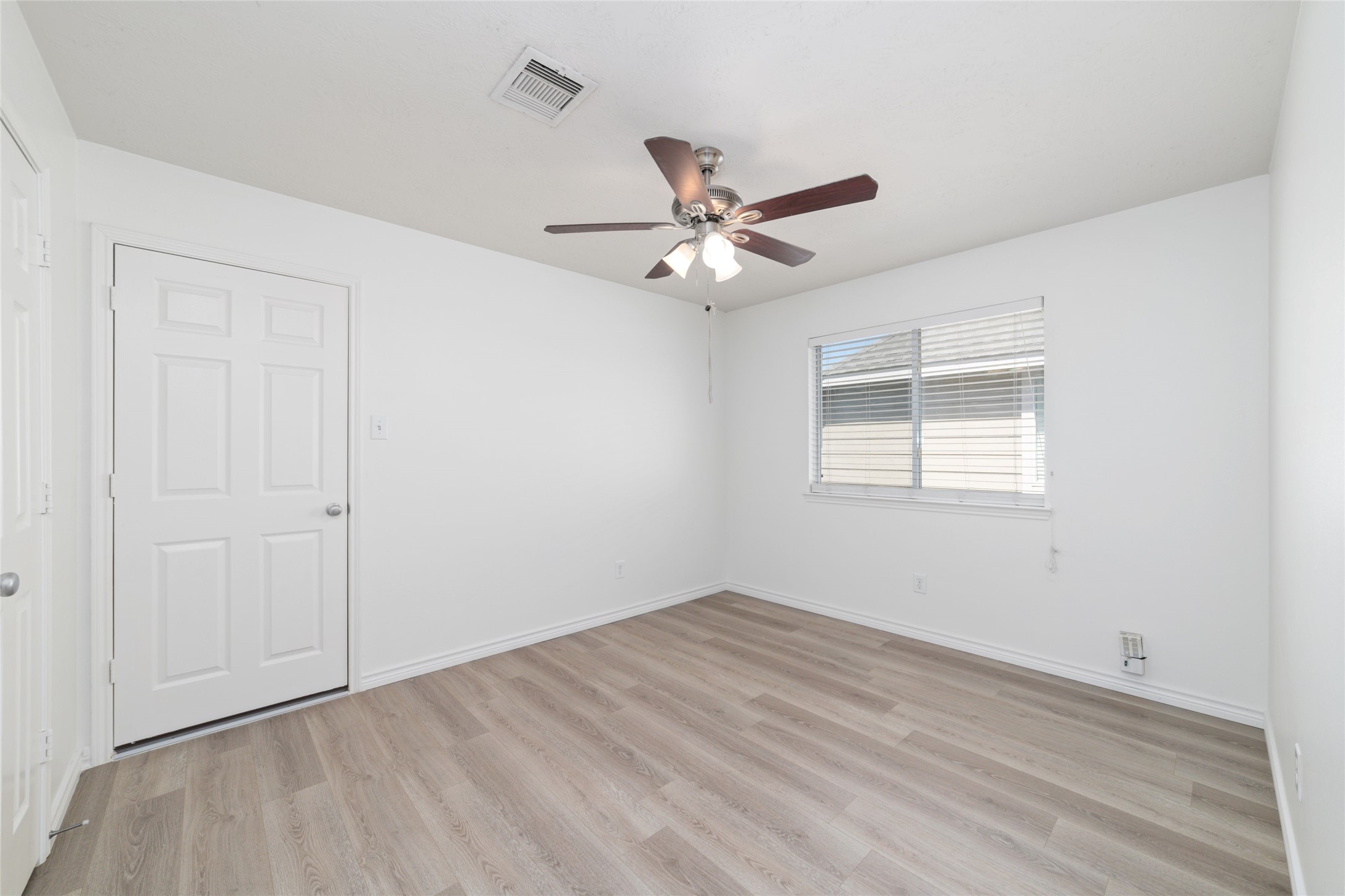 8914 Parlin Ridge Drive Property Photo 21