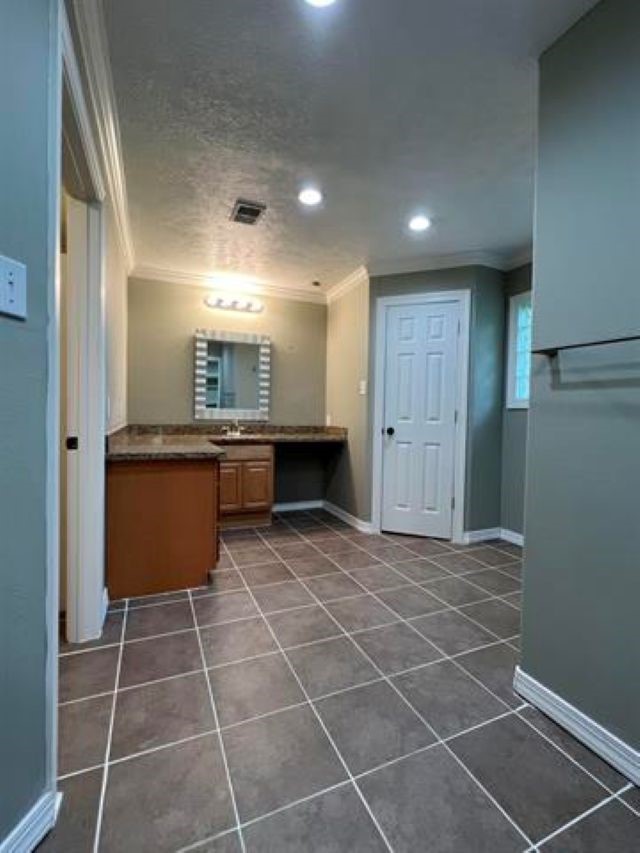 1030 Pine Timbers Drive Property Photo 11