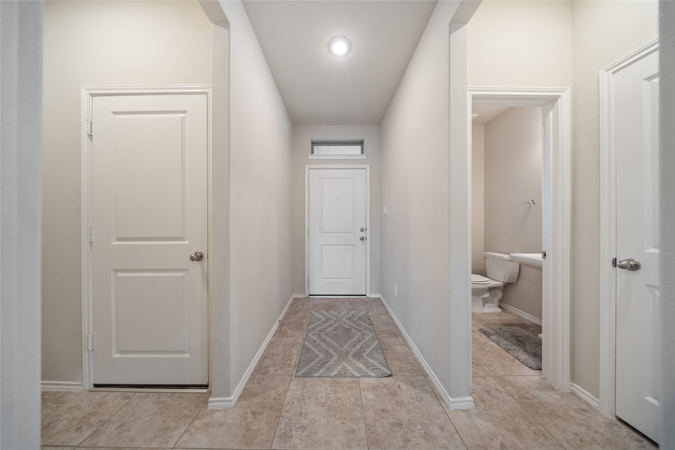5031 Chestnut Orchard Drive Property Photo 5