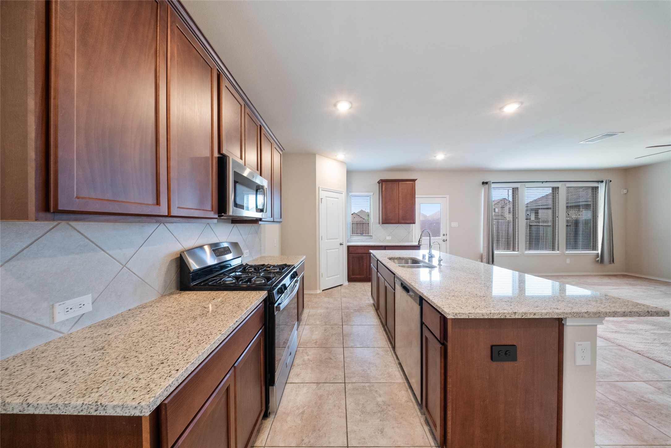 5031 Chestnut Orchard Drive Property Photo 11