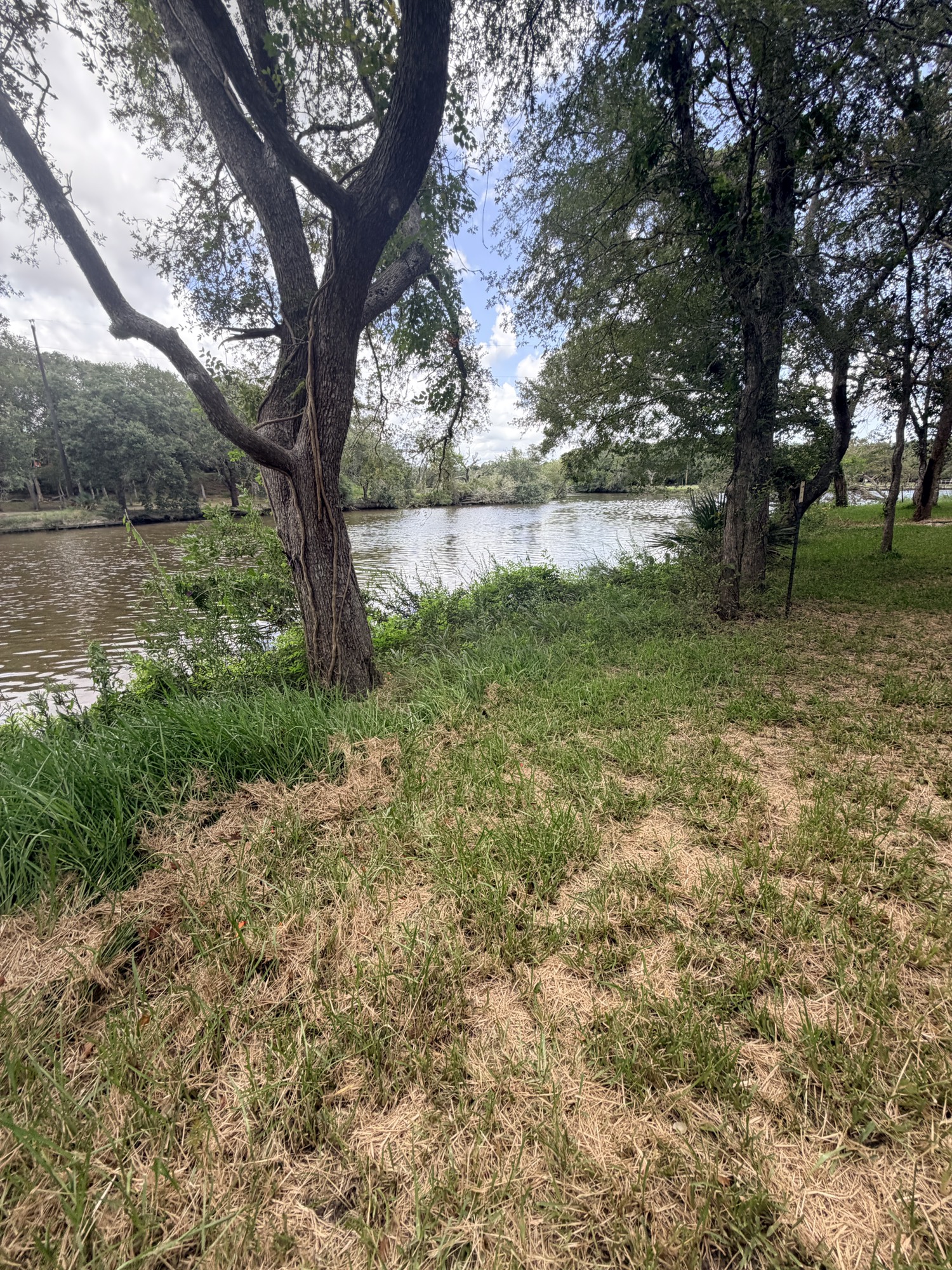 468 Riverside Drive Property Photo 7
