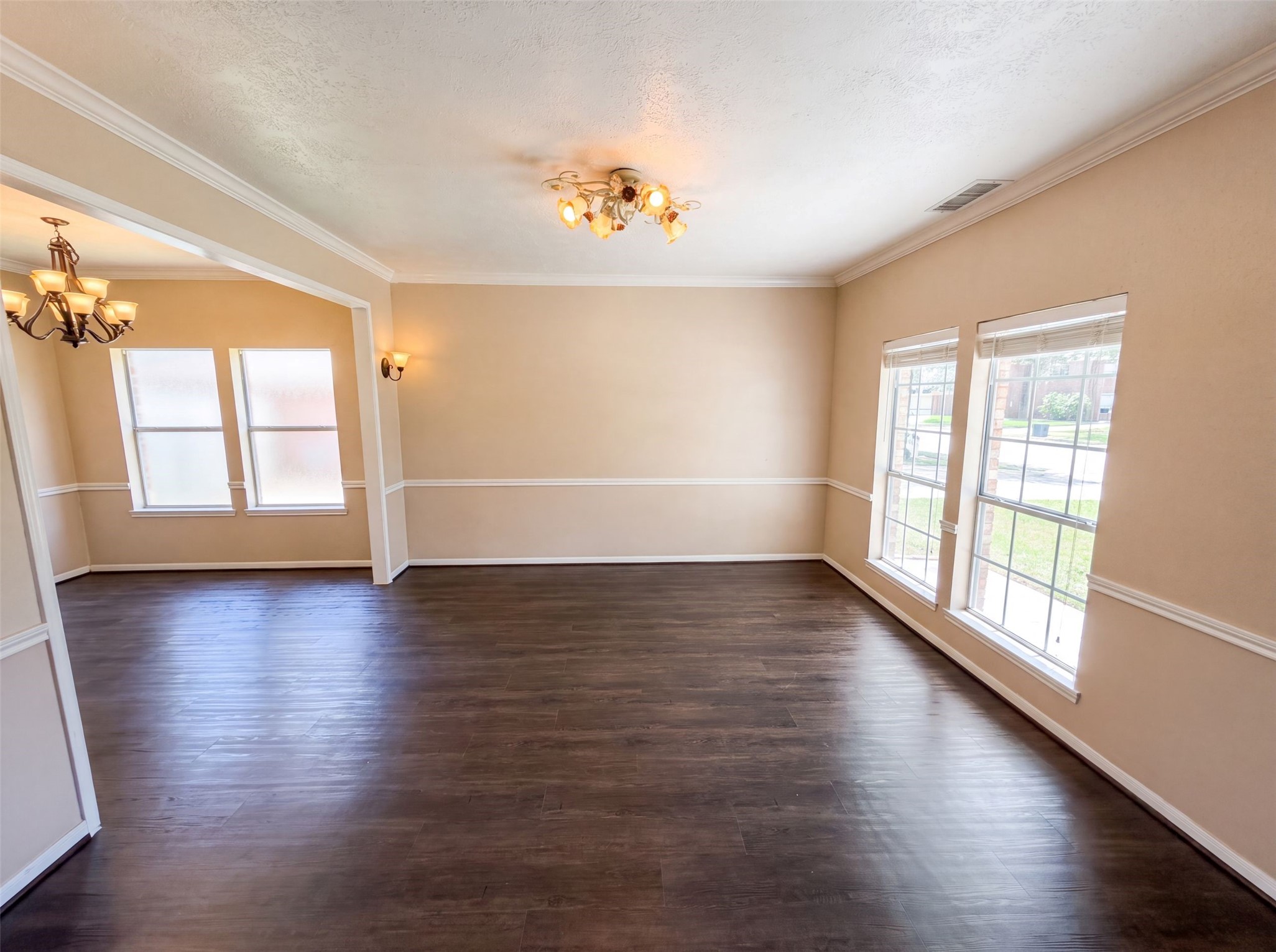 4215 River Ranch Drive Property Photo 8