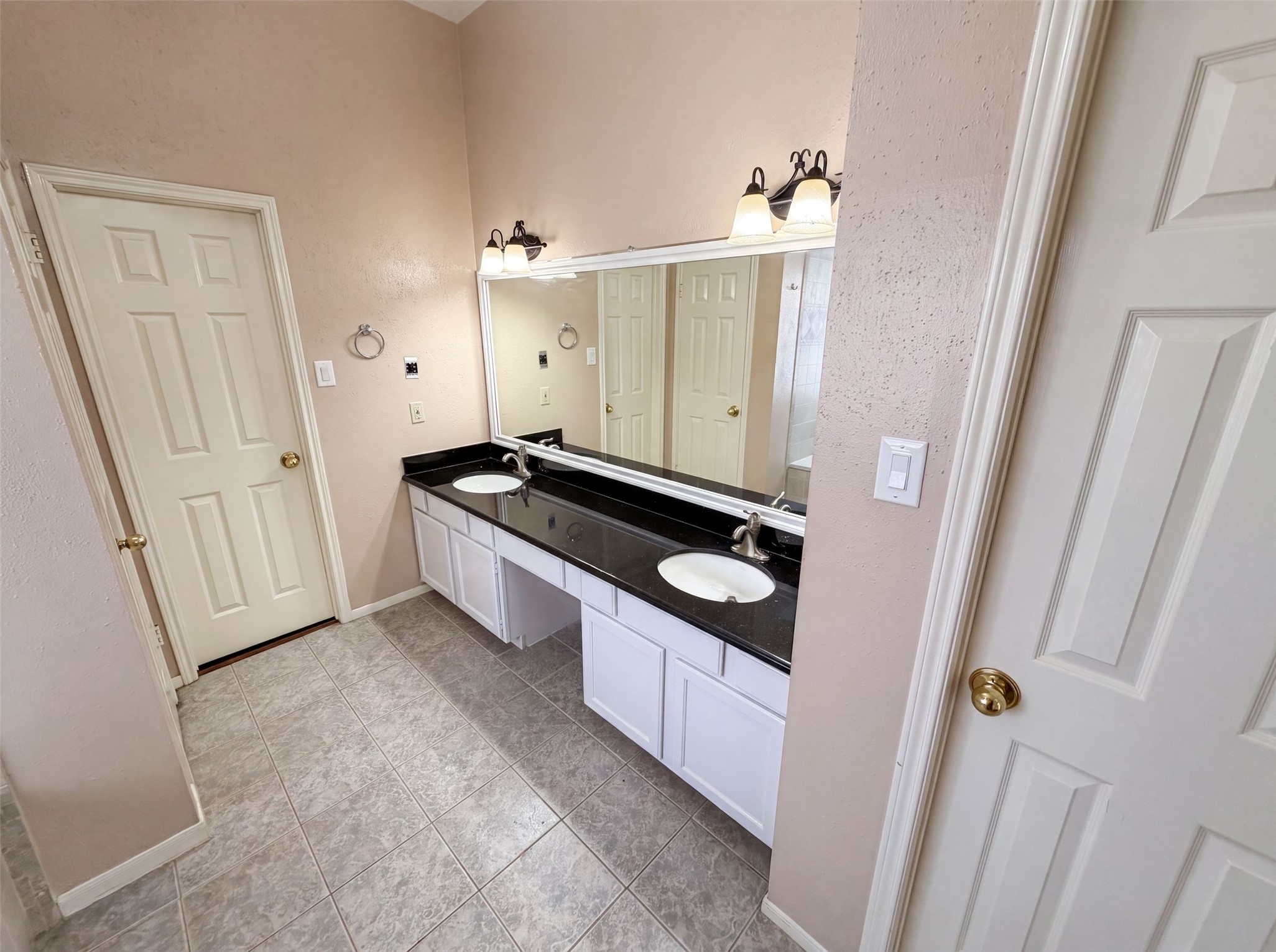 4215 River Ranch Drive Property Photo 21
