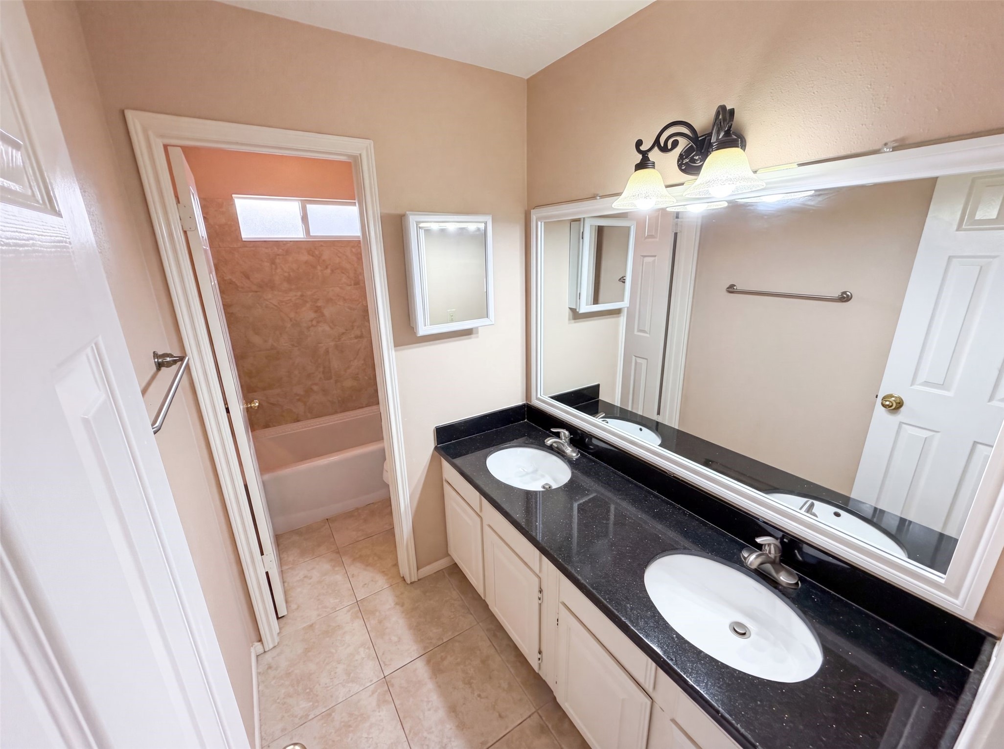 4215 River Ranch Drive Property Photo 22