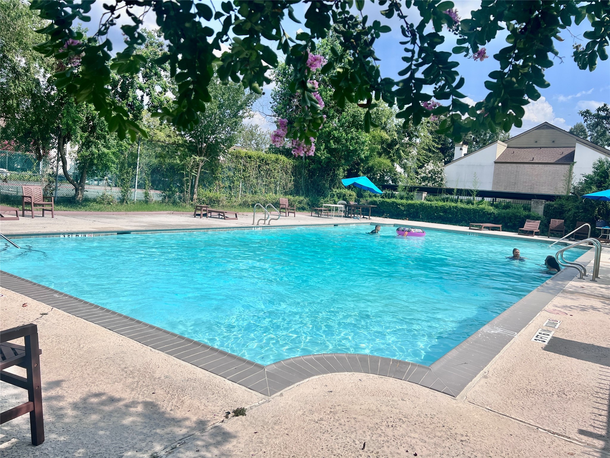 10047 Westpark Drive 18 Property Photo 12