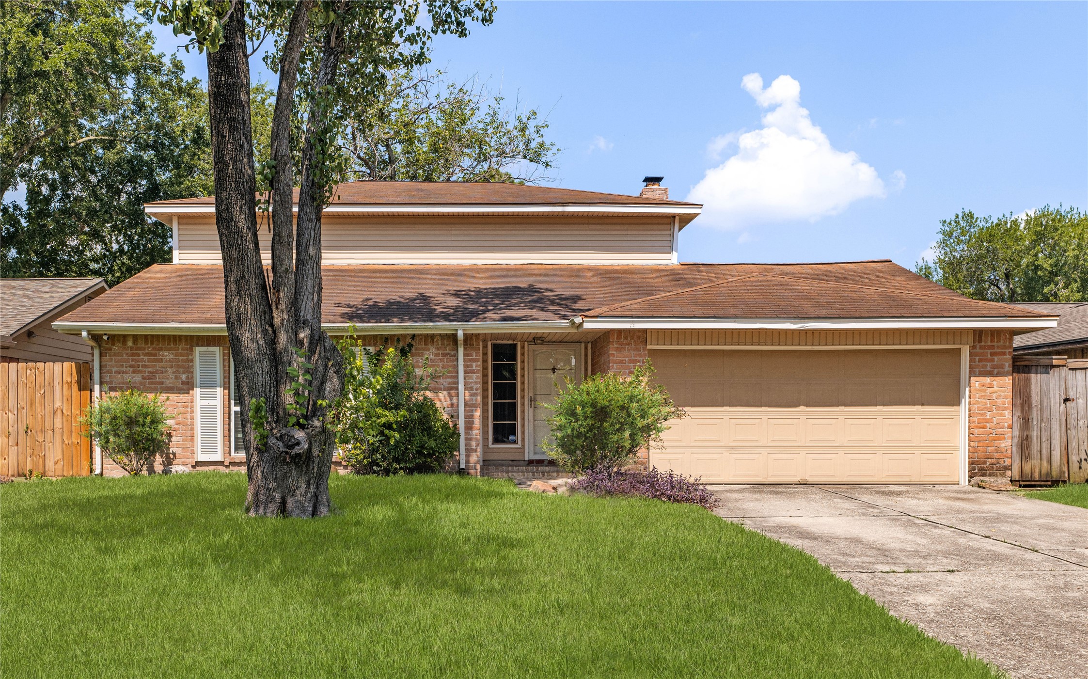 8519 Church Light Lane Property Photo 1