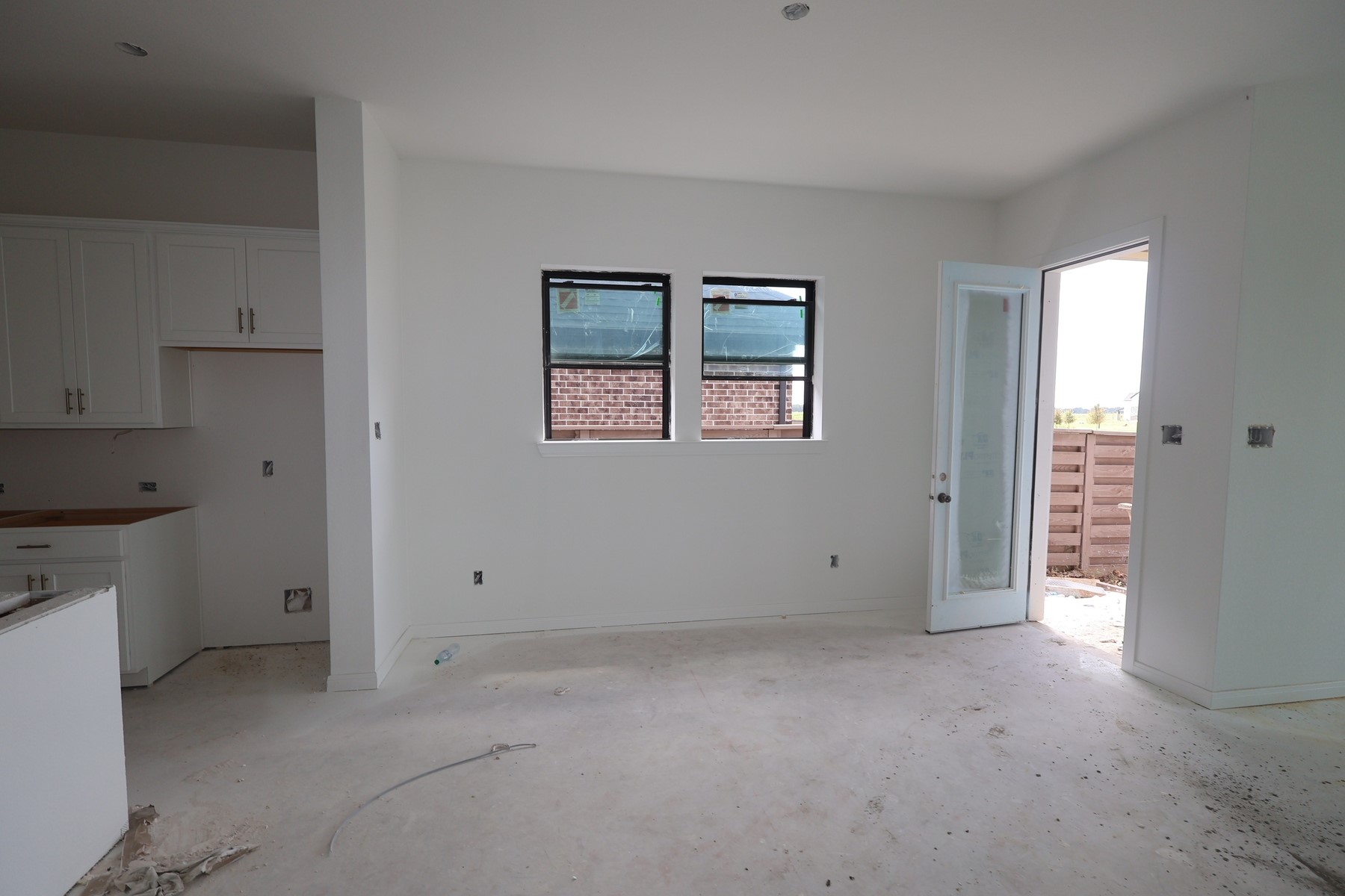 10918 Endeavor Drive Property Photo 17