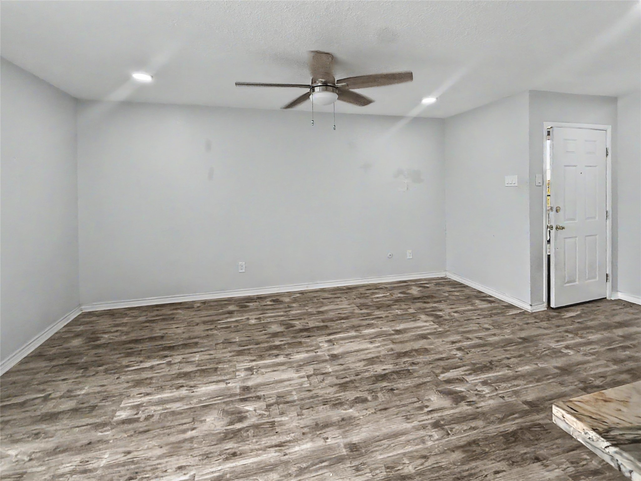 3220 69th Street B12 Property Photo 19