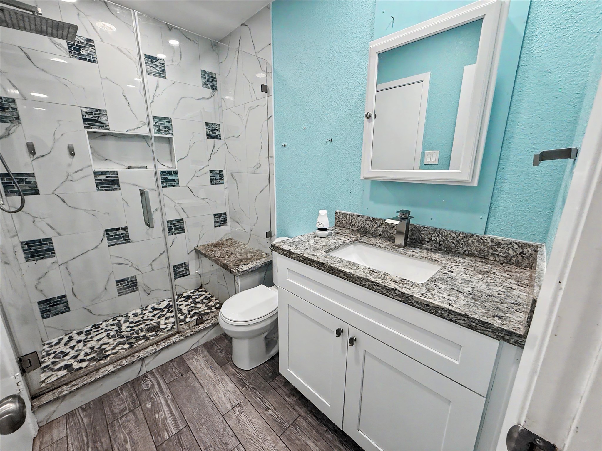 3220 69th Street B12 Property Photo 20