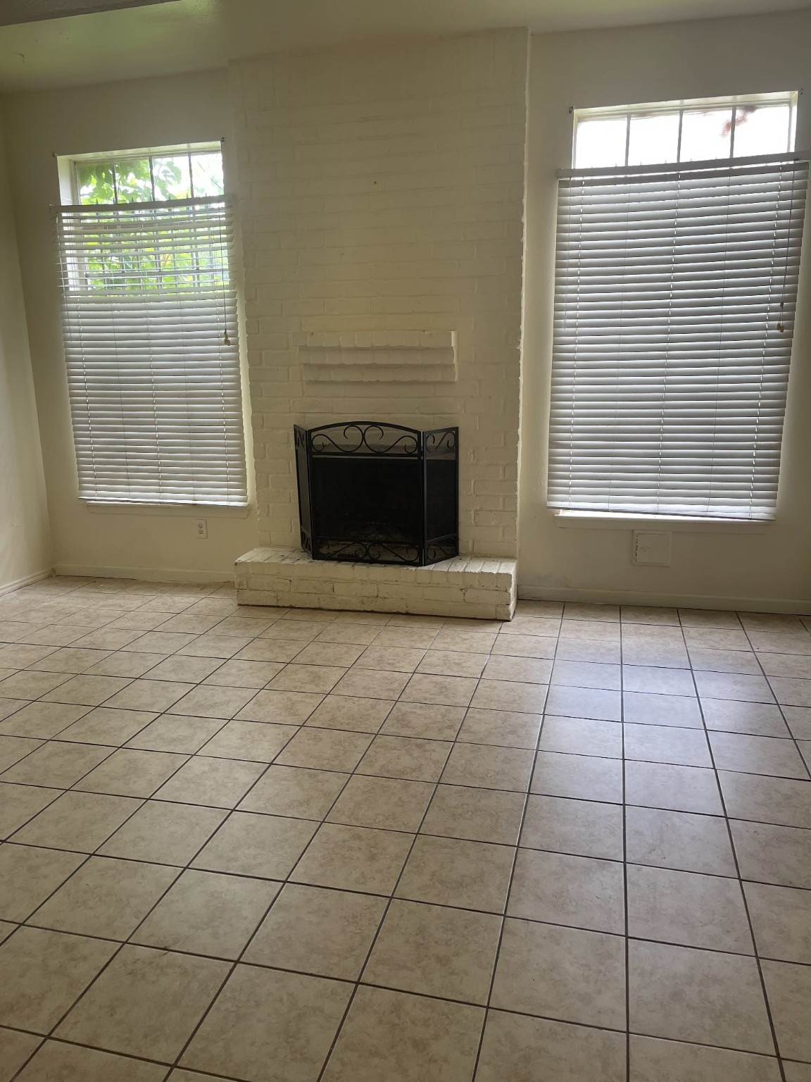 708 Carol Lynn Drive Property Photo 7