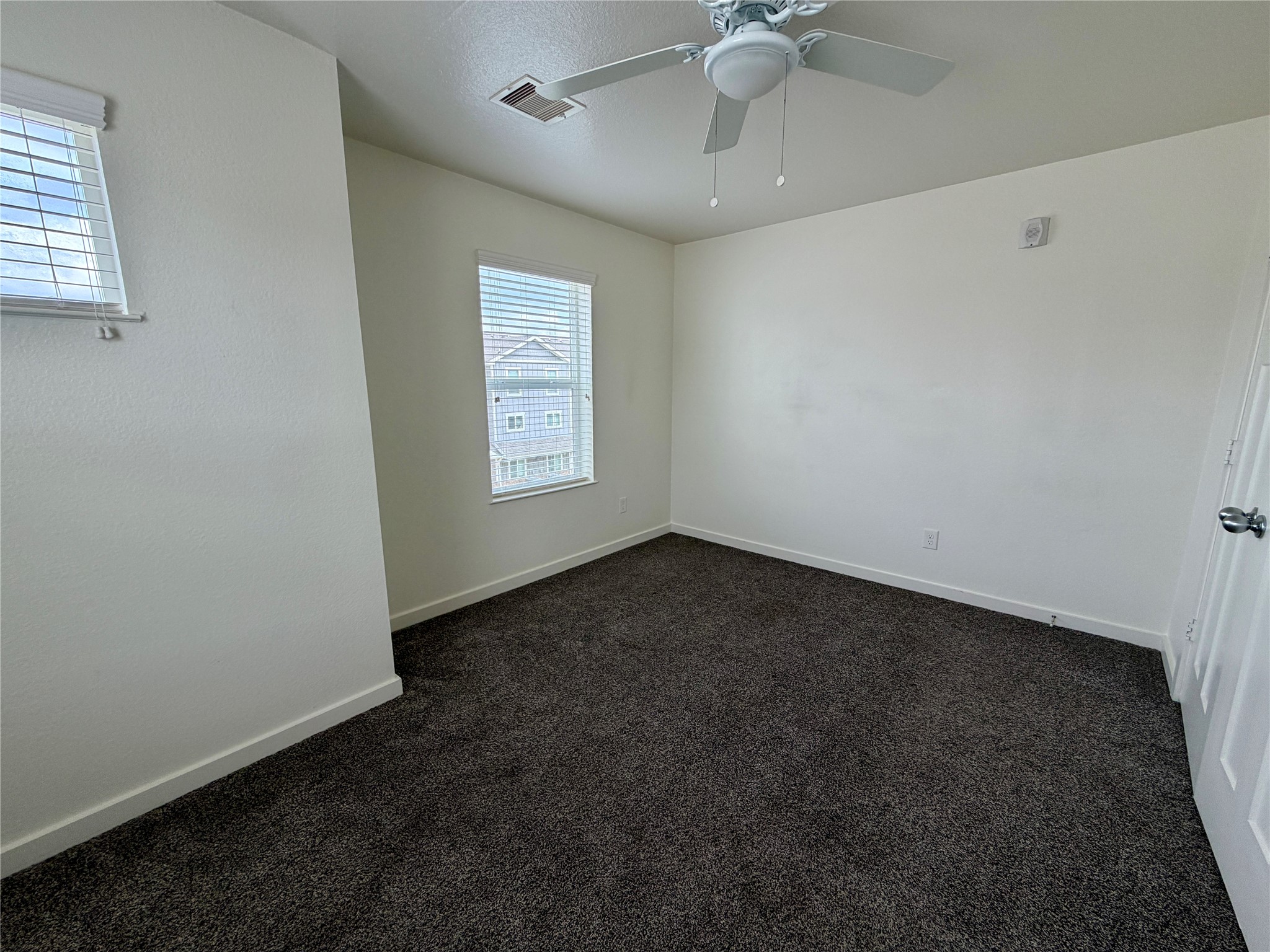 21155 Gosling Road 27b Property Photo 15