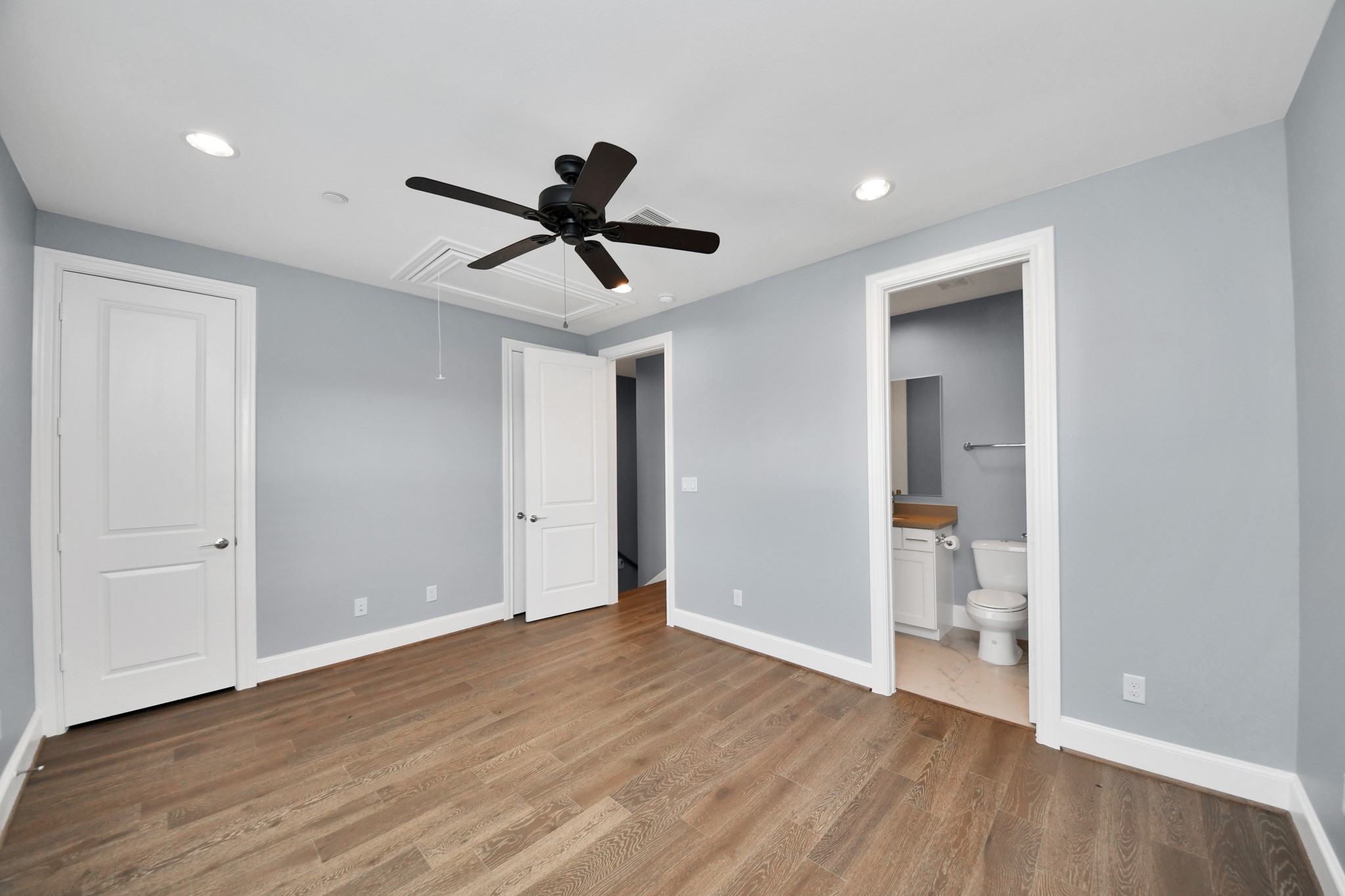 6027 Matthew Oaks Place Property Photo 22