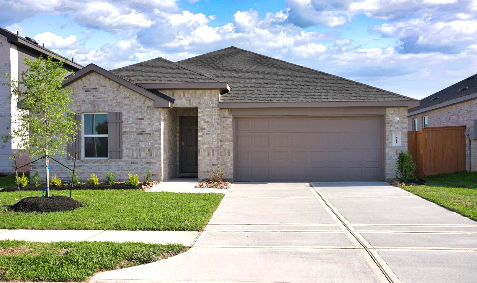21911 Oia Island Drive Property Photo