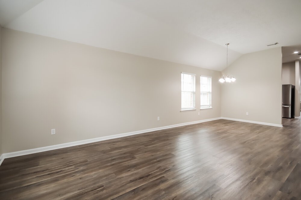 2439 Sandy Fields Lane Property Photo 4