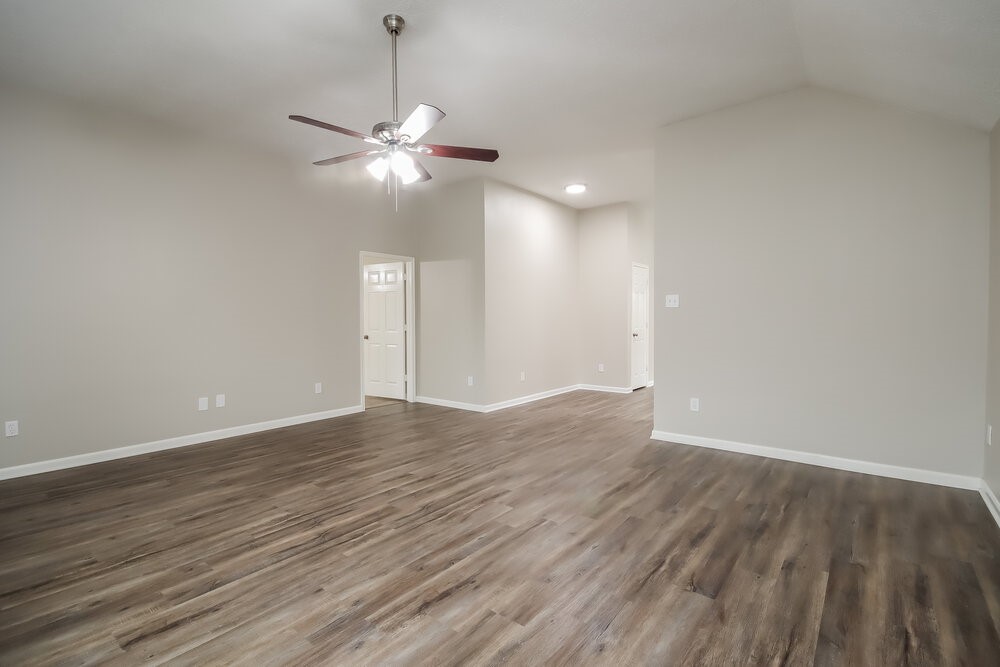 2439 Sandy Fields Lane Property Photo 5