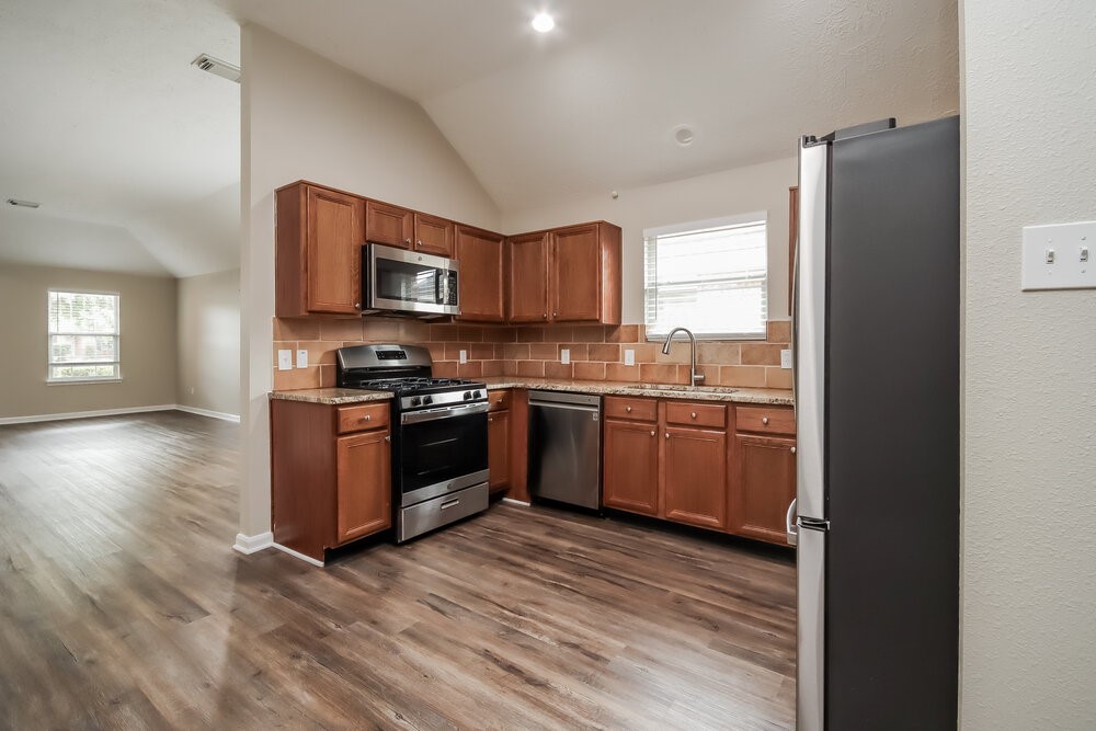 2439 Sandy Fields Lane Property Photo 10