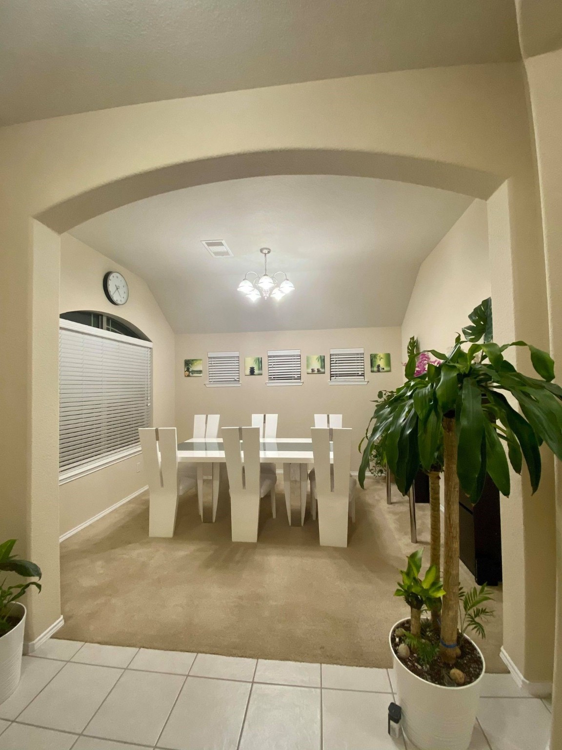 21494 Kings Bend Drive Property Photo 7