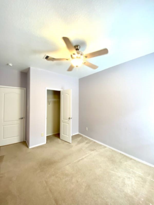 21494 Kings Bend Drive Property Photo 11
