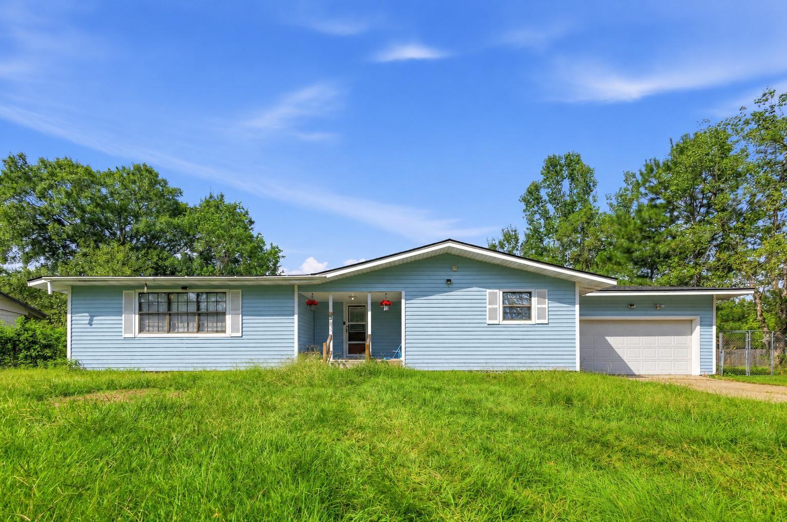 2473 Abes Drive Property Photo 1