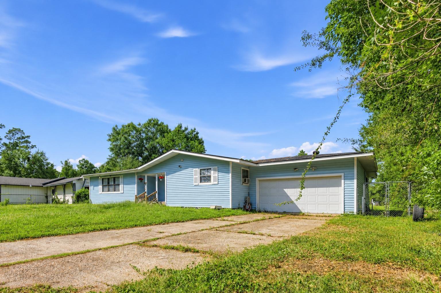 2473 Abes Drive Property Photo 3