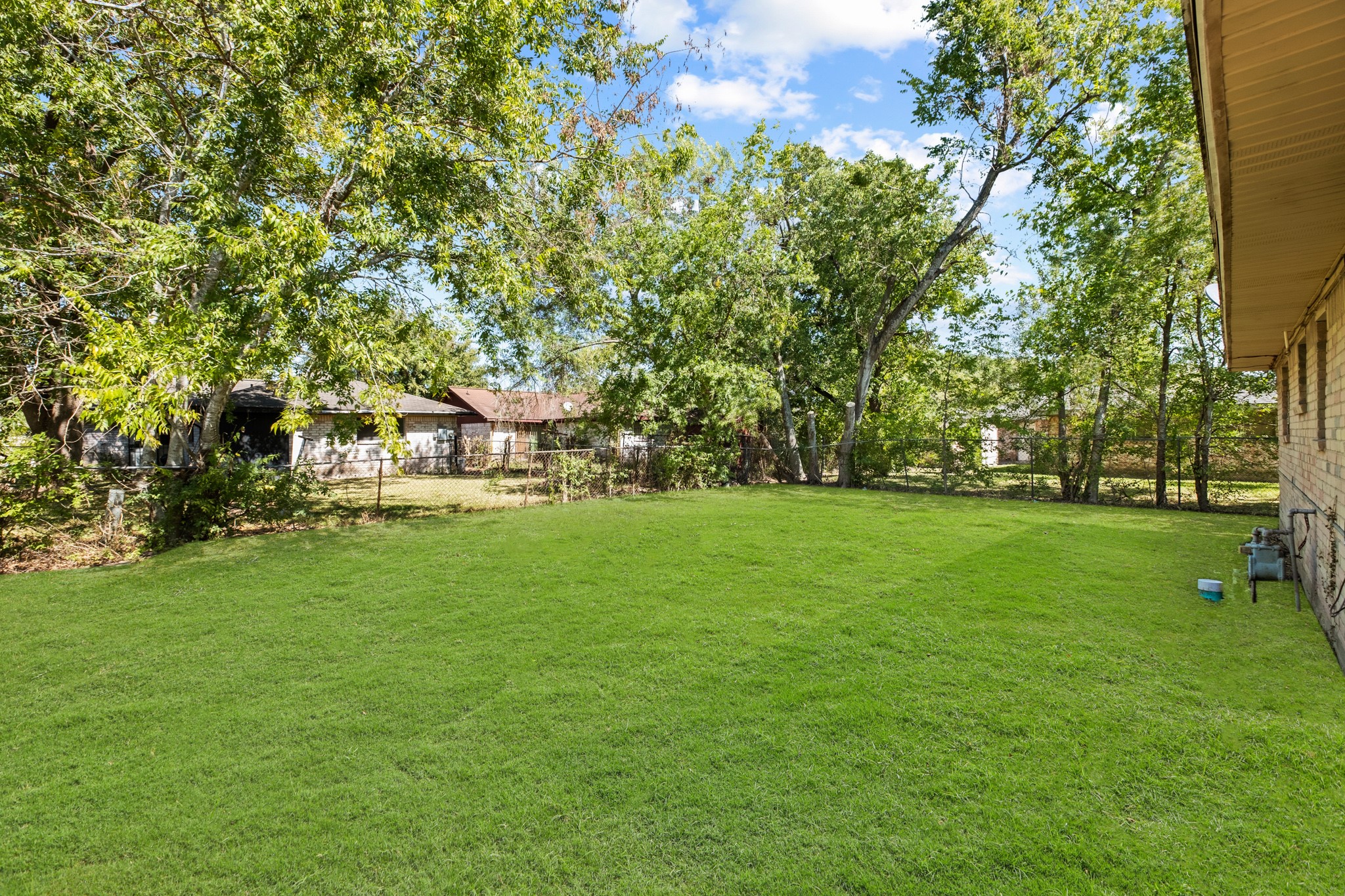 5023 Shorehaven Circle Property Photo 10