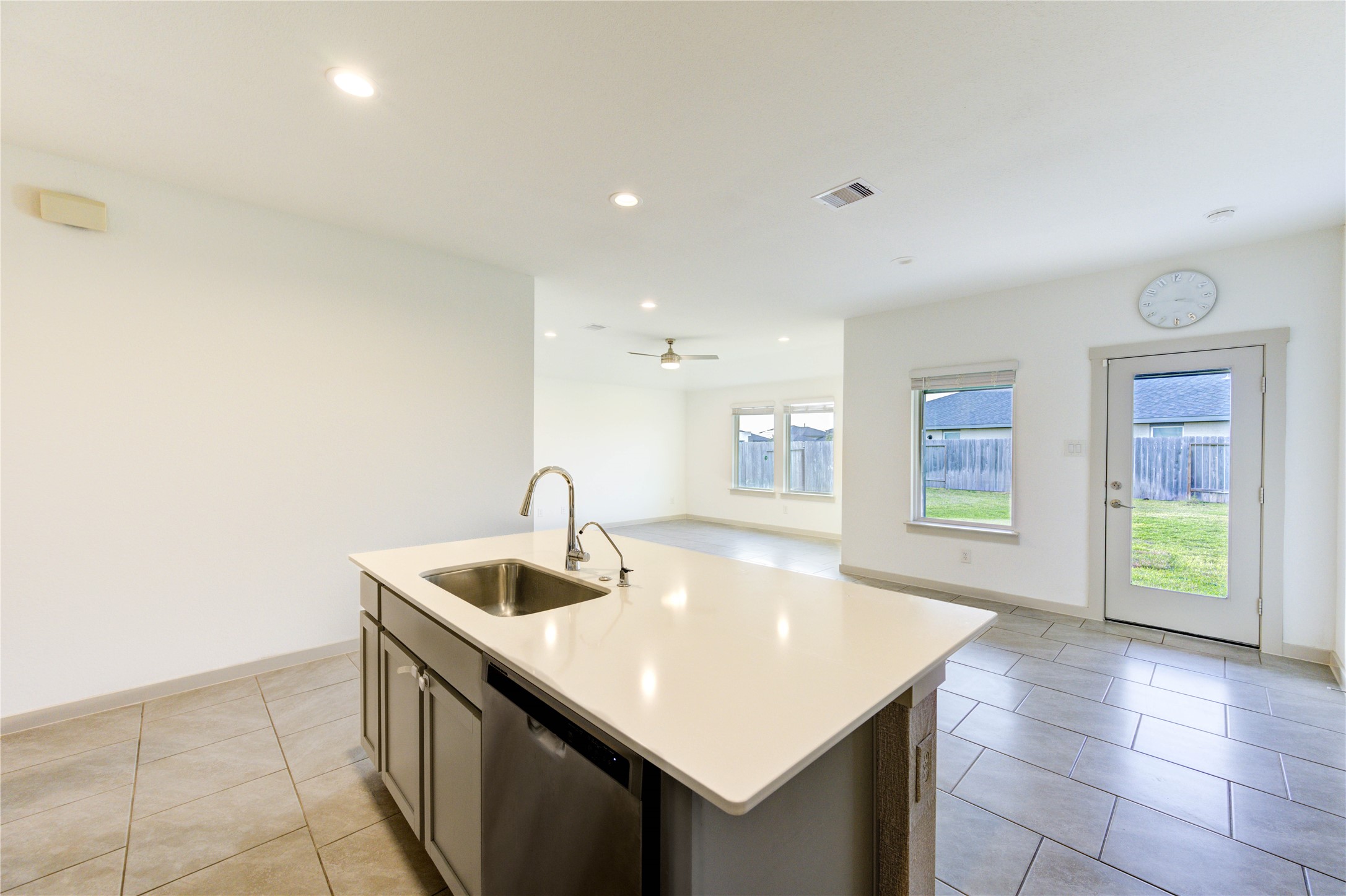 29430 Travis Trace Property Photo 3